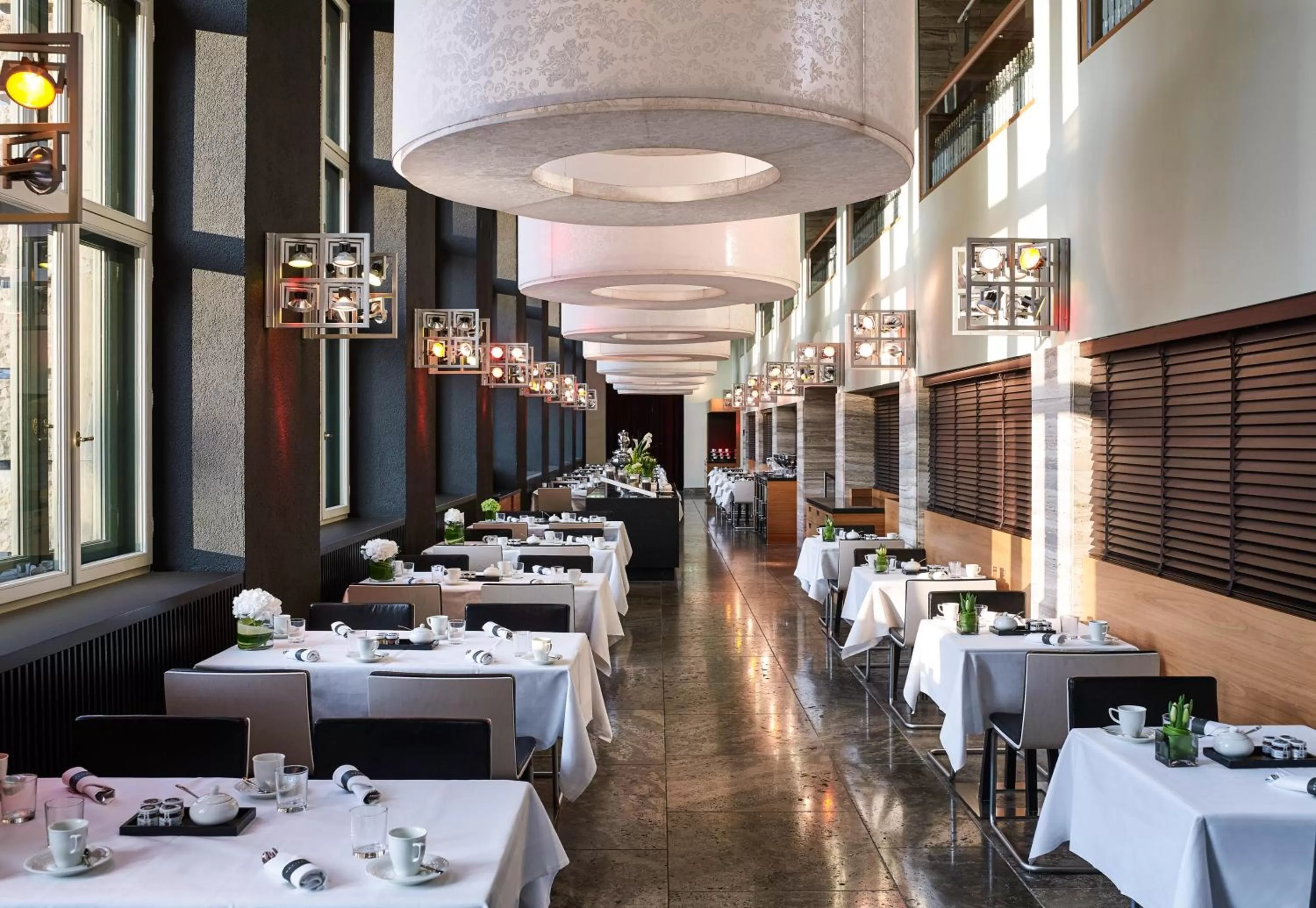 Restaurant/places to eat in Sofitel Munich Bayerpost