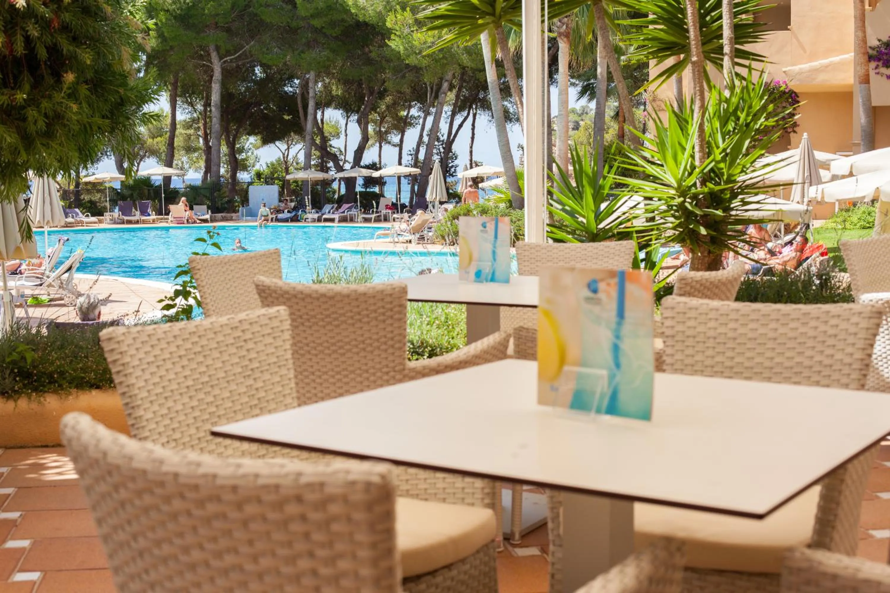 Lounge or bar in Grupotel Santa Eulària & Spa - Adults Only