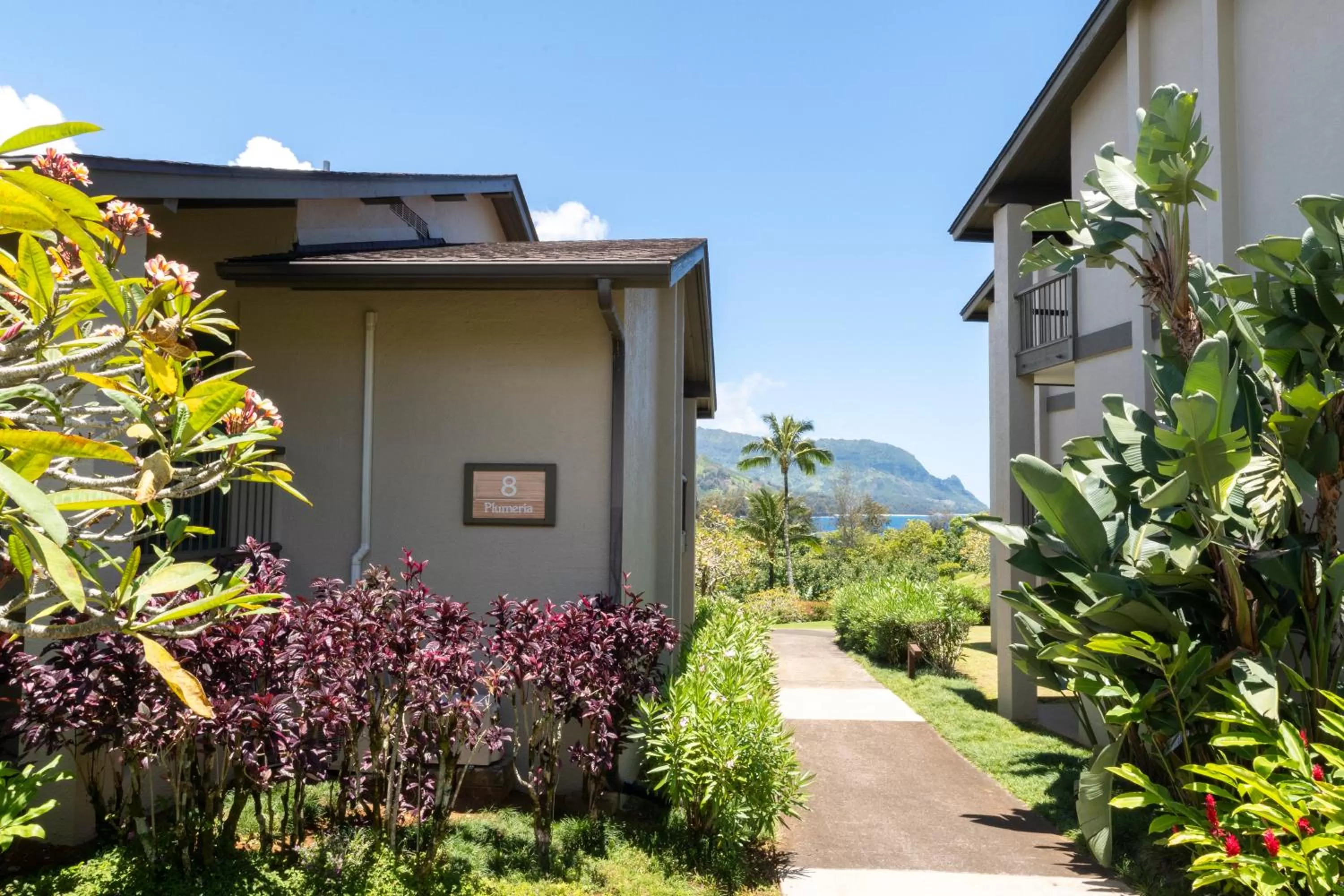 Property building in Hanalei Bay Resort