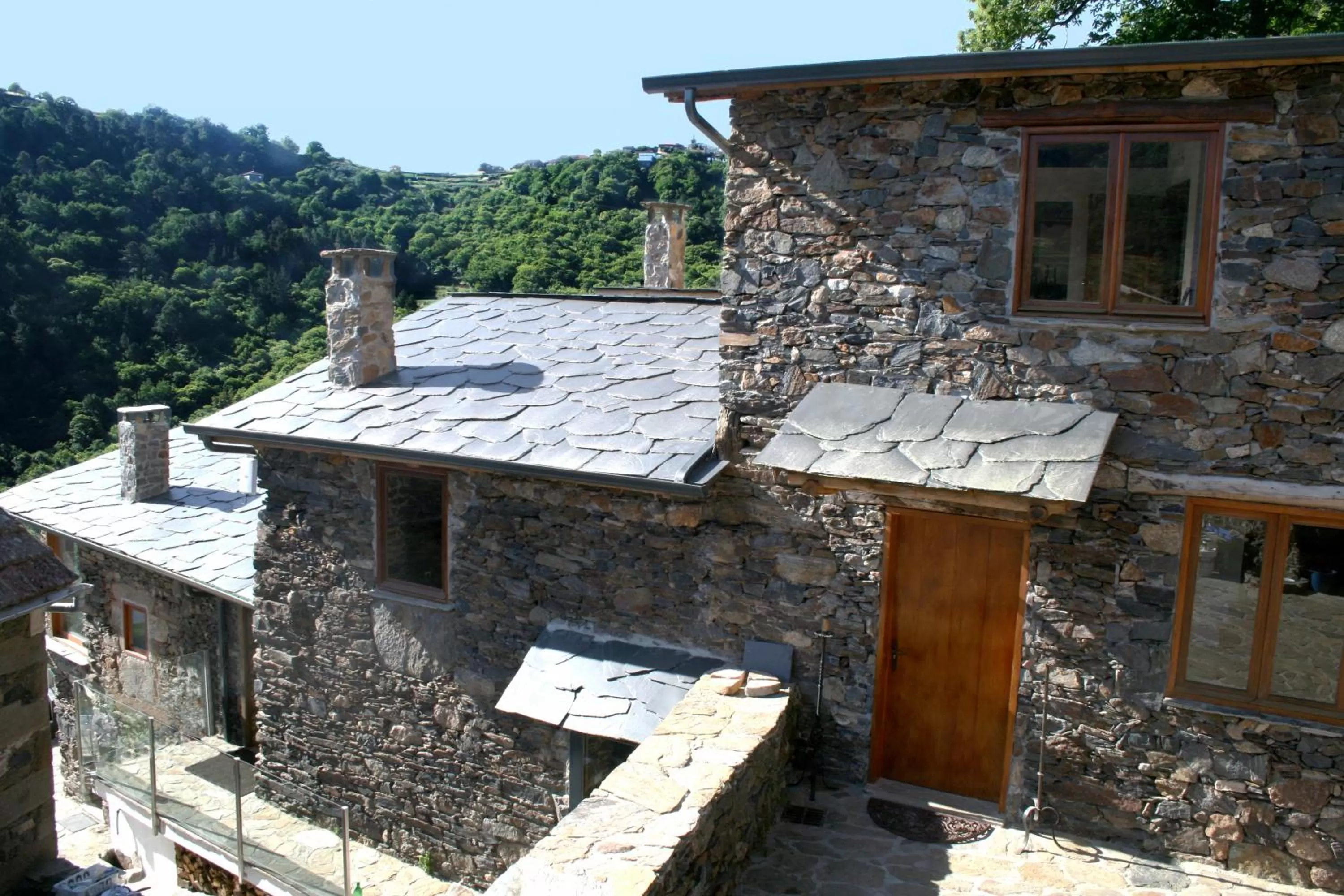 Facade/entrance in Cabo Do Mundo Casa Rural