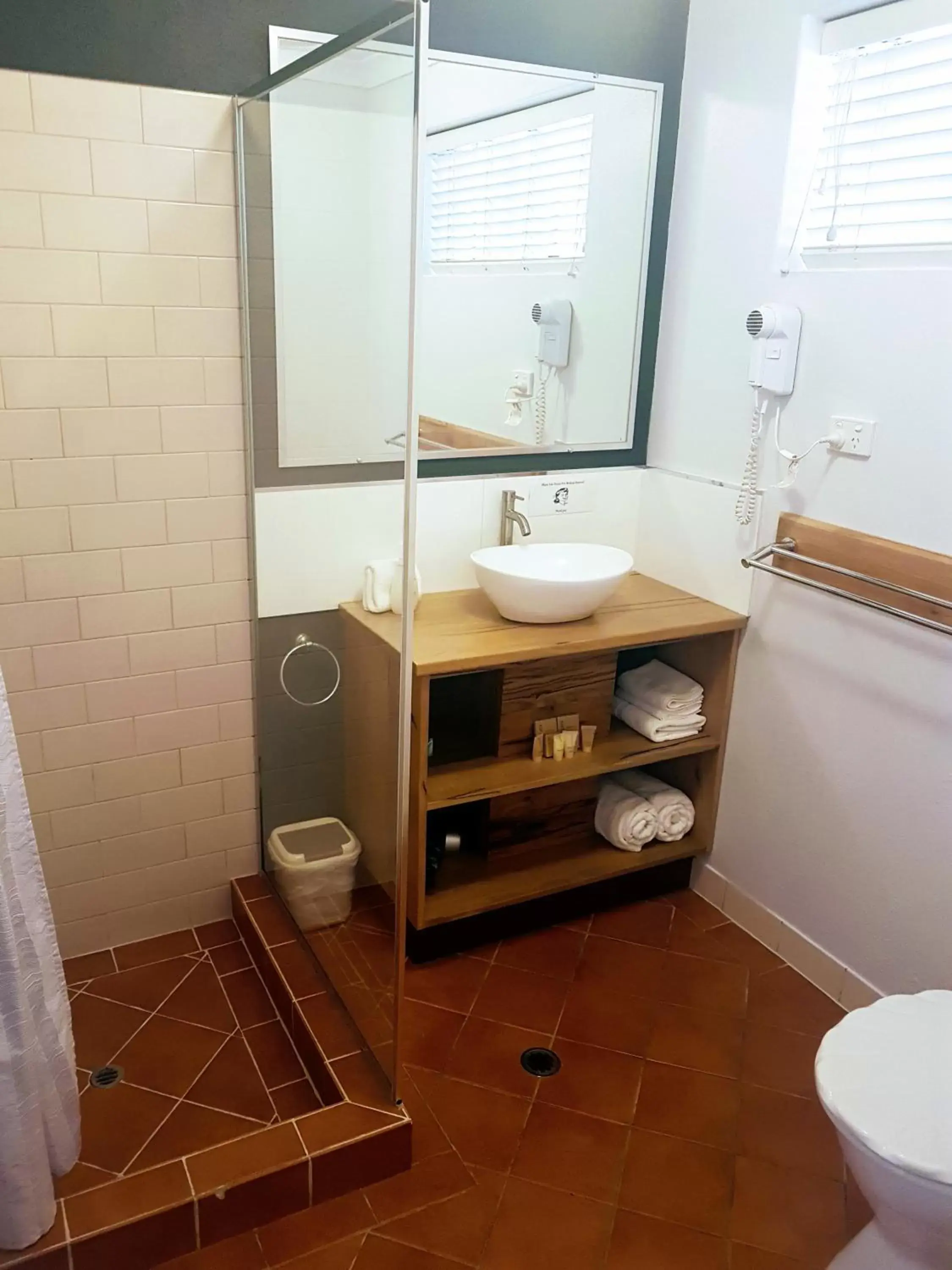 Queen Studio in Adamsons Riverside Accommodation Queen Studio in Adamsons Riverside Accommodation