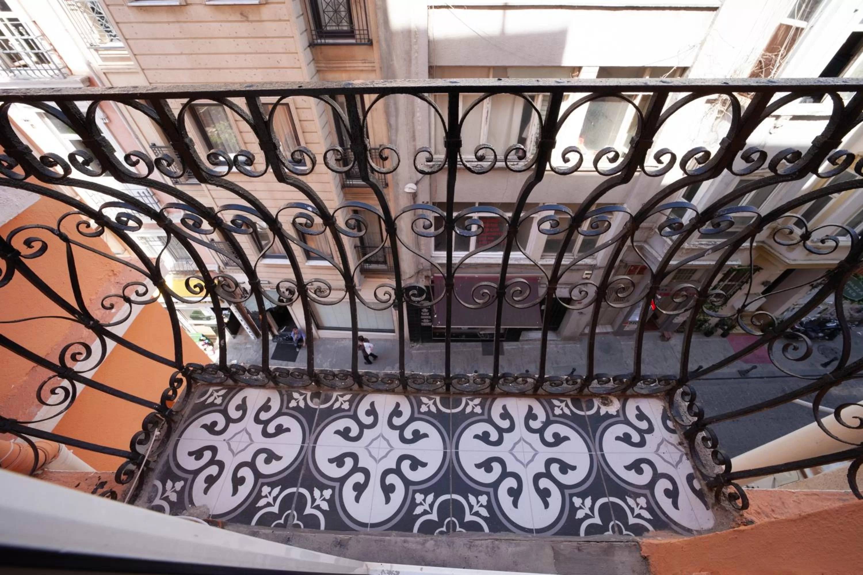 Balcony/Terrace in taxim cool