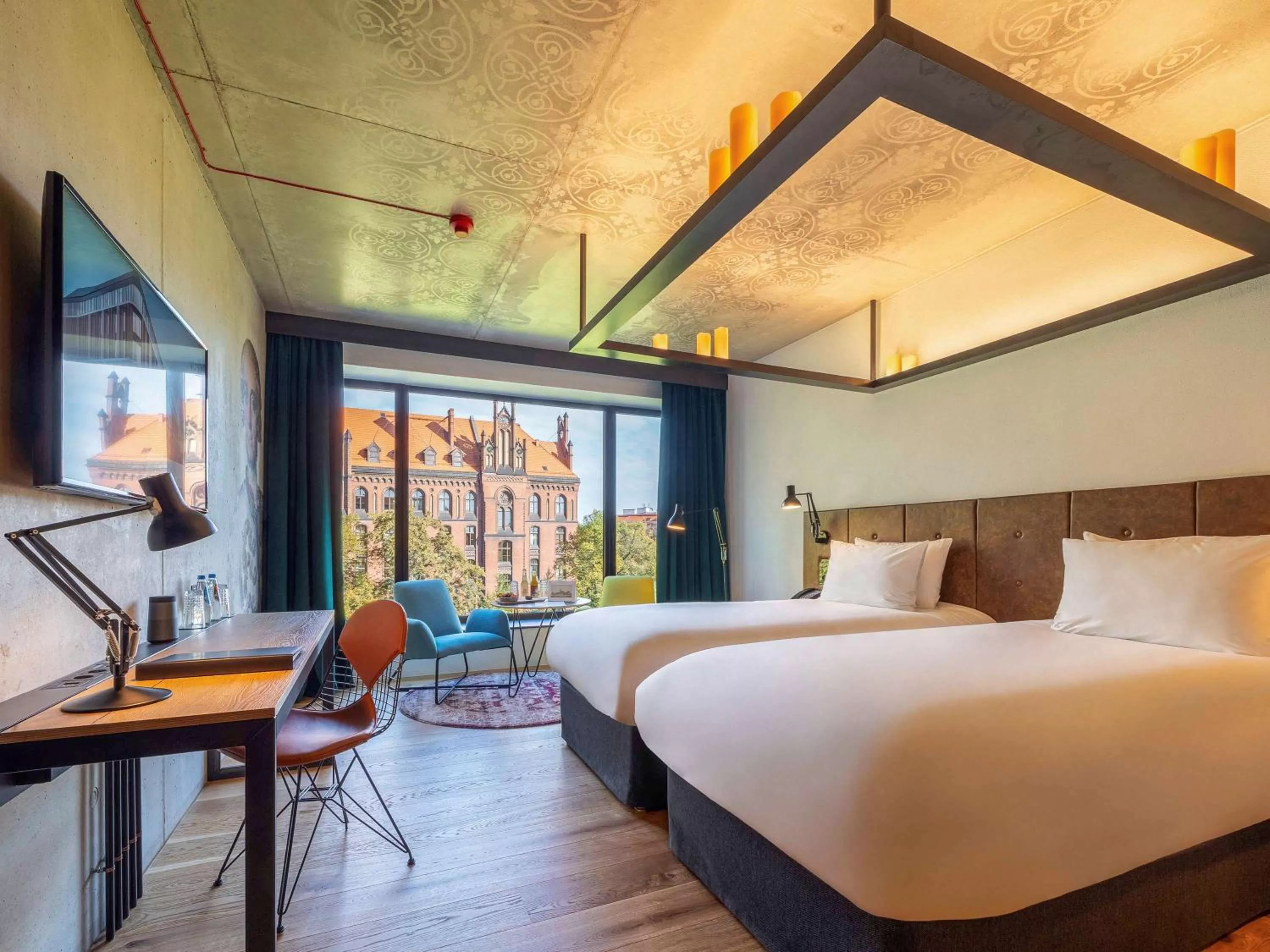 Photo of the whole room, Bed in The Bridge Wroclaw - MGallery