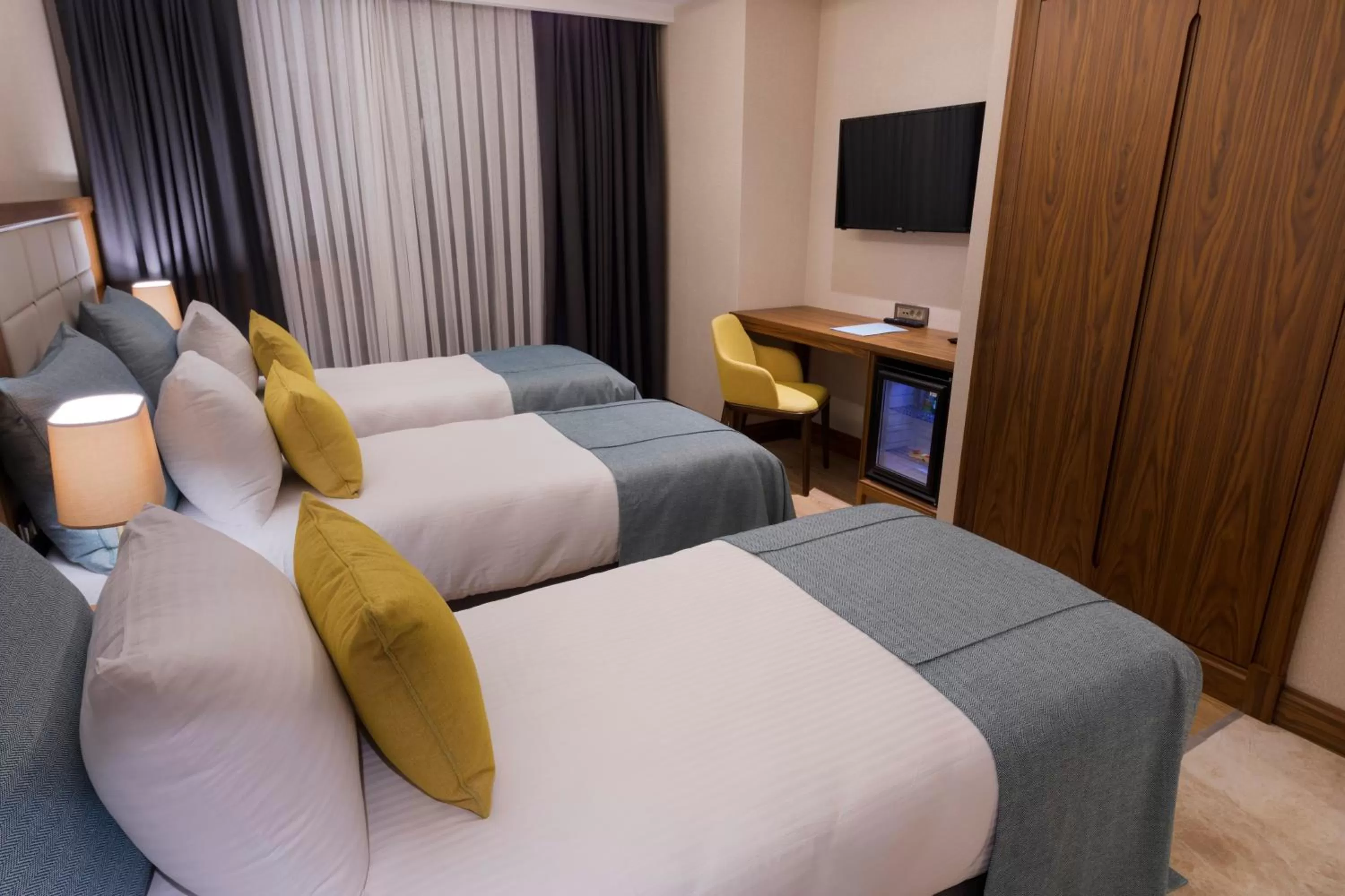 TV and multimedia, Bed in Endless Art Hotel-Special Category
