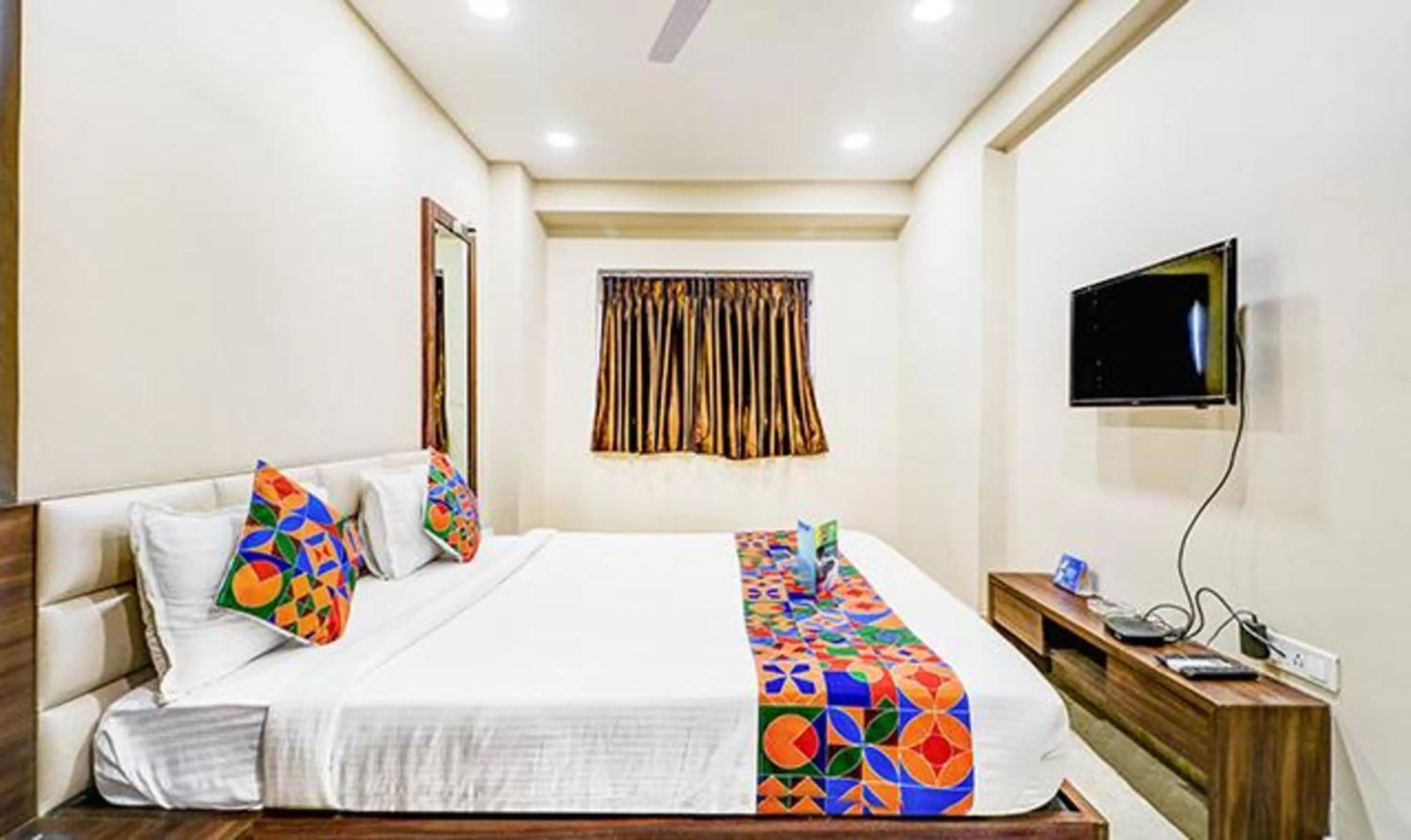 Bedroom, Bed in FabHotel Carnival - Nr Irony Market, Newtown