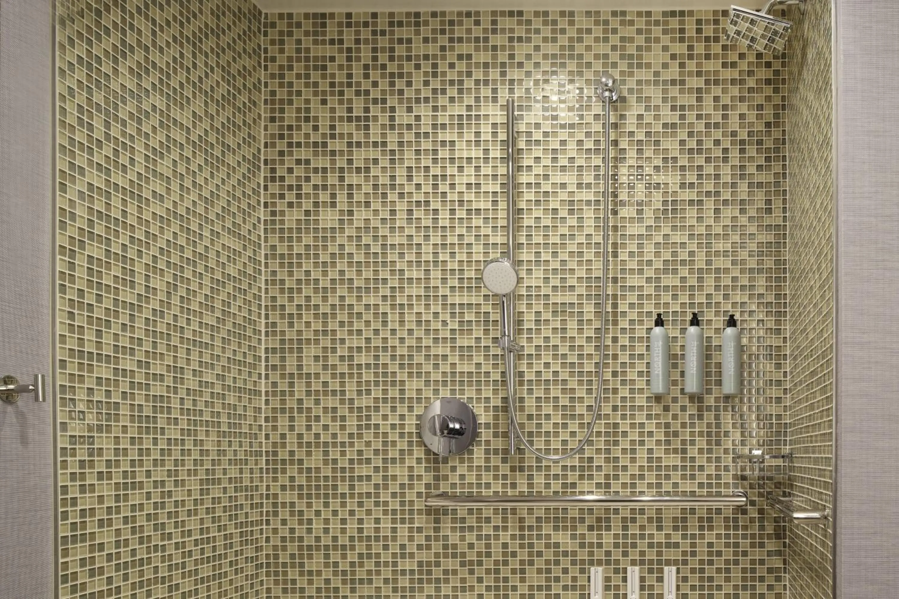 Bathroom in Residence Inn by Marriott Oakland Downtown