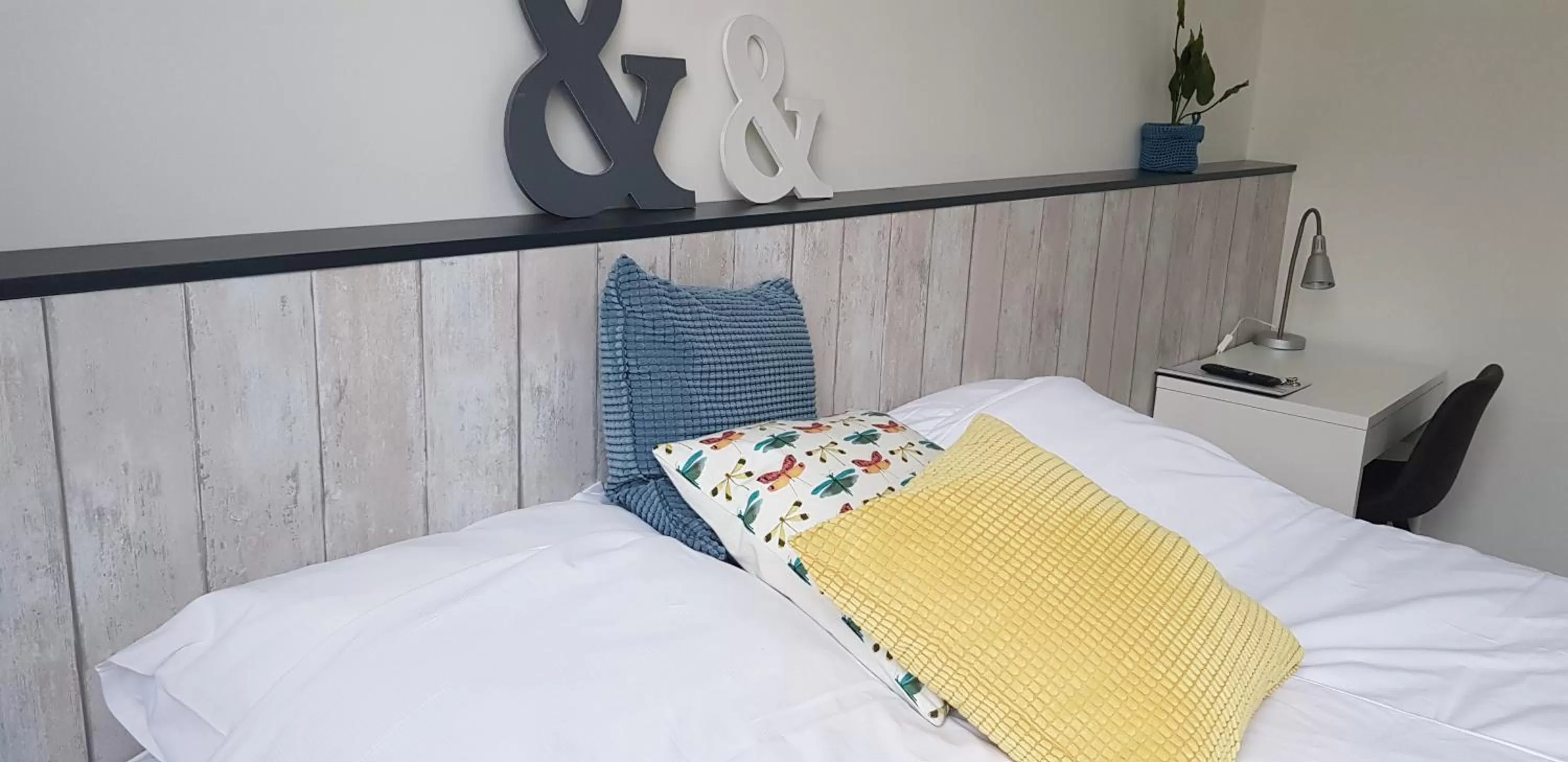 Bed in B&B de Wilhelminaschool