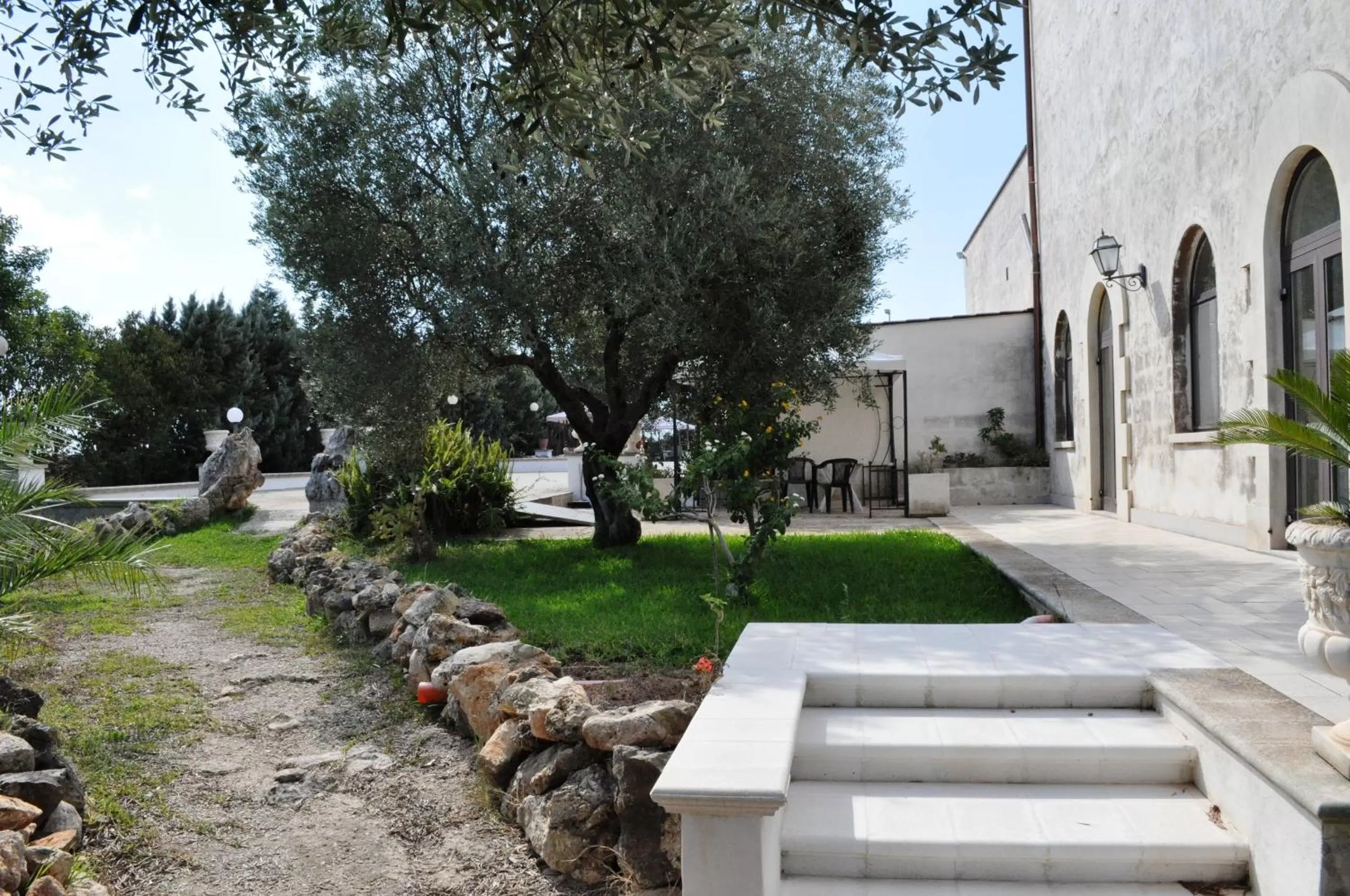 Garden in Grikò Country Hotel