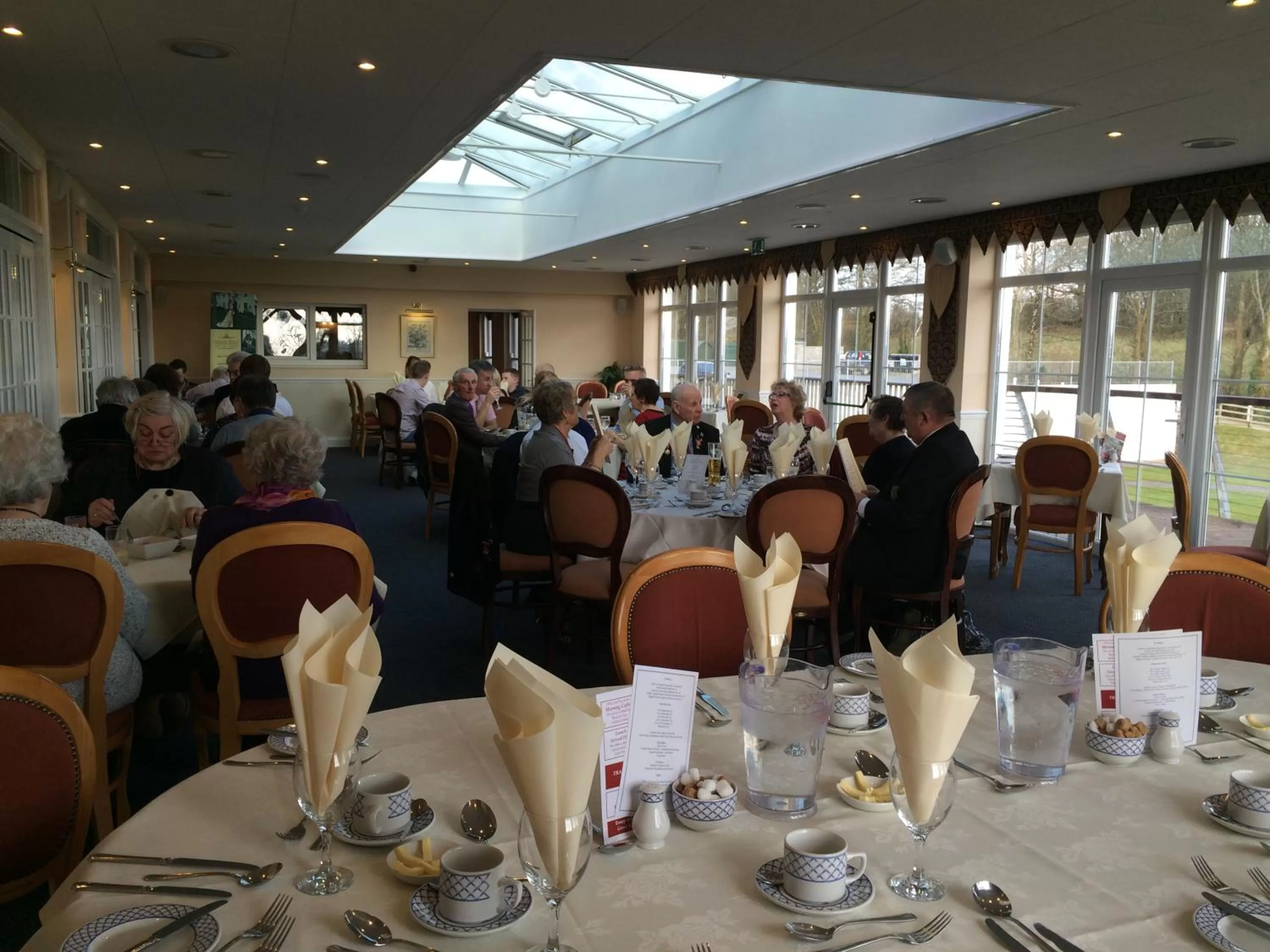 Restaurant/places to eat in Beggars Reach Hotel