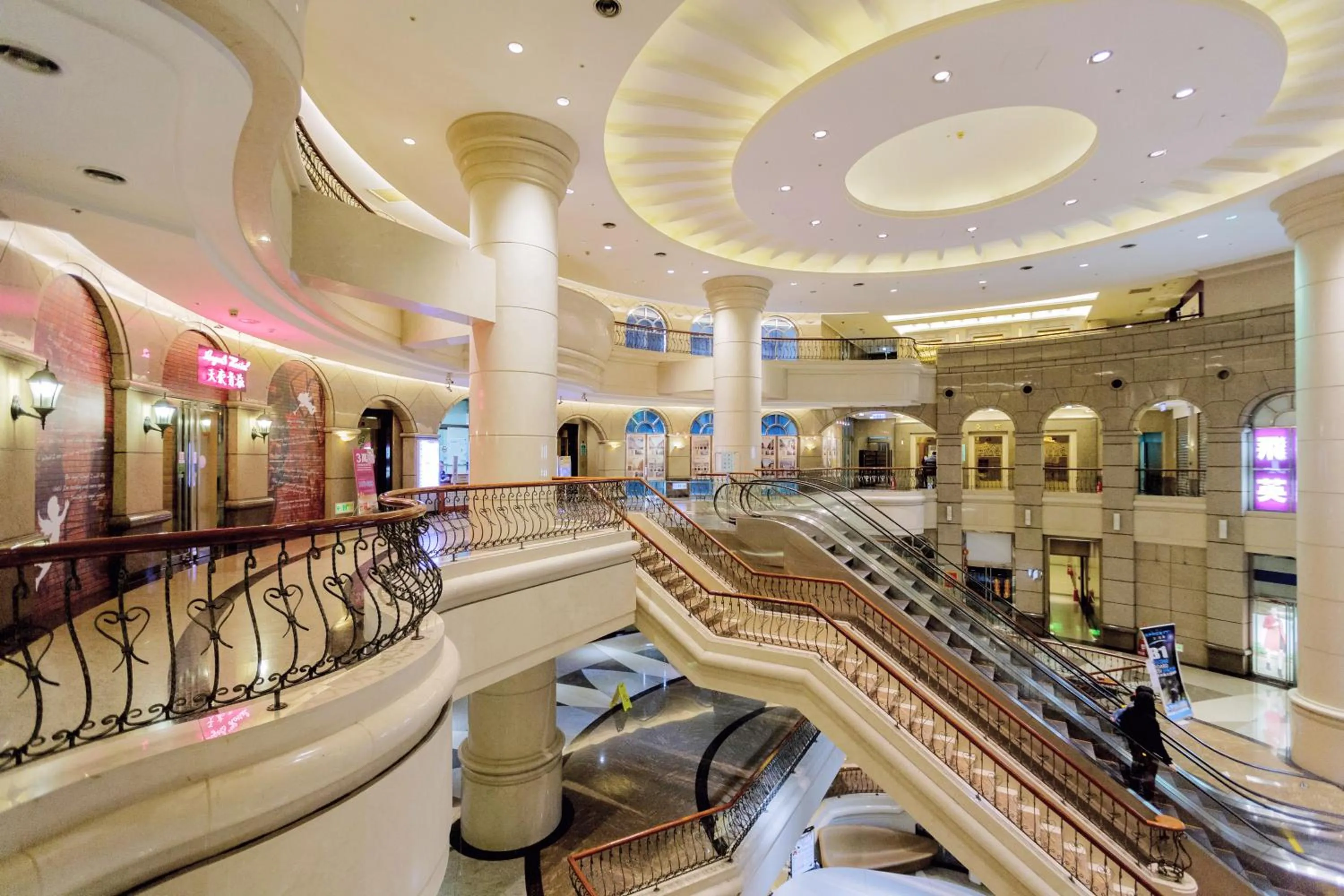 Facade/entrance in Angels Hostel Taipei Ximen