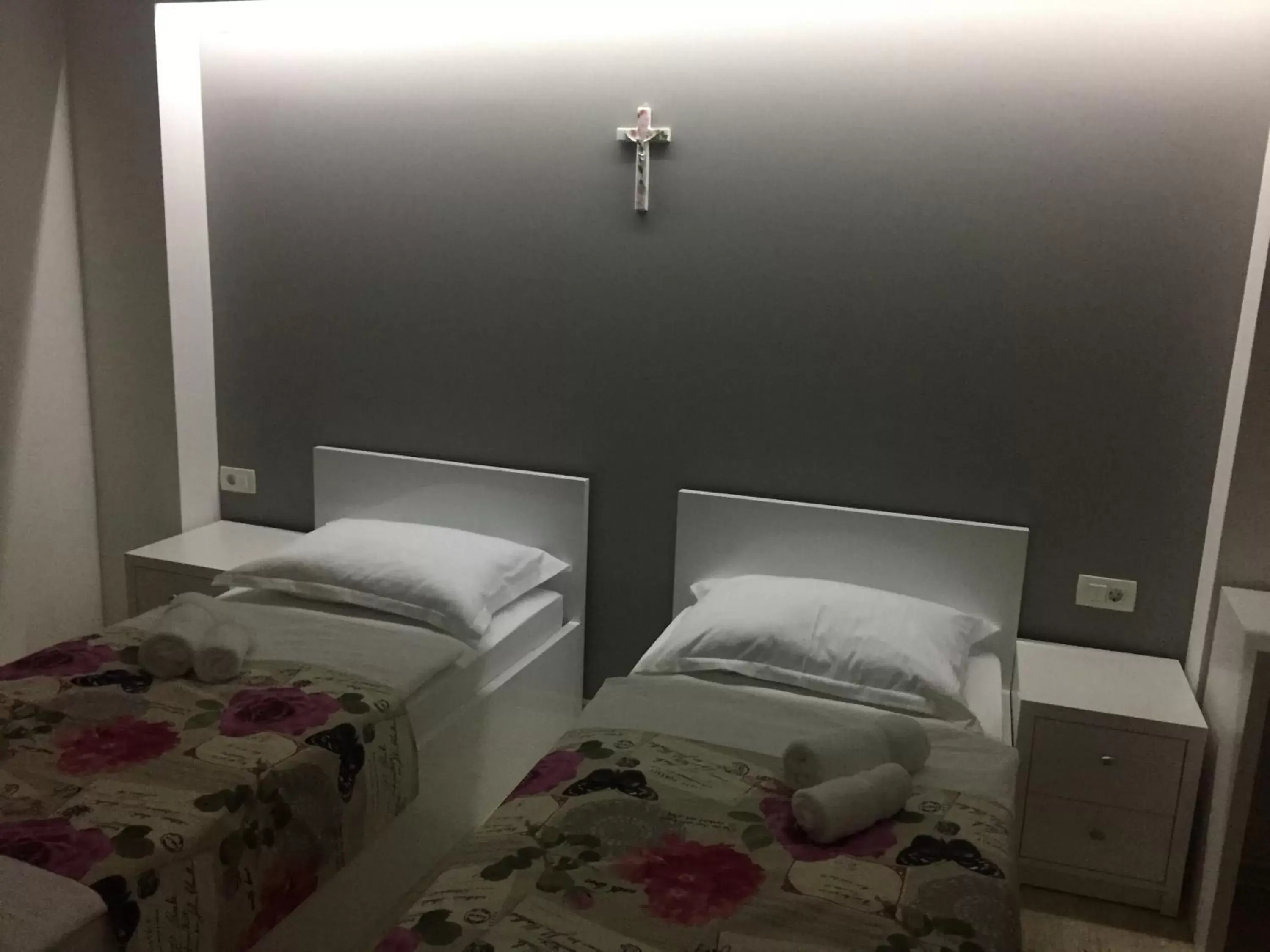 Comfort Double or Twin Room with View or Balcony in Villa Flowers Comfort Double or Twin Room with View or Balcony in Villa Flowers