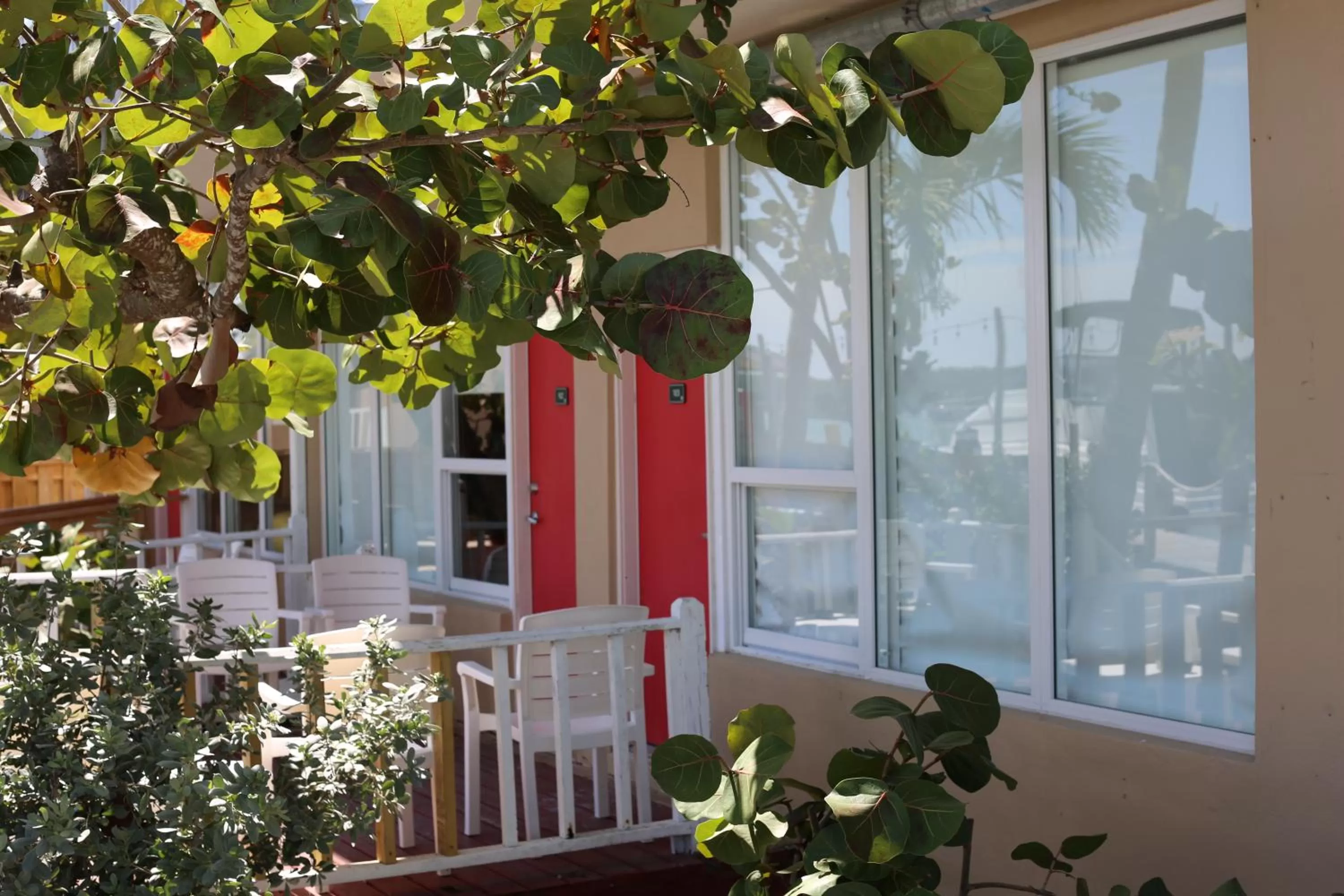 Patio in Gilbert's Resort & Marina