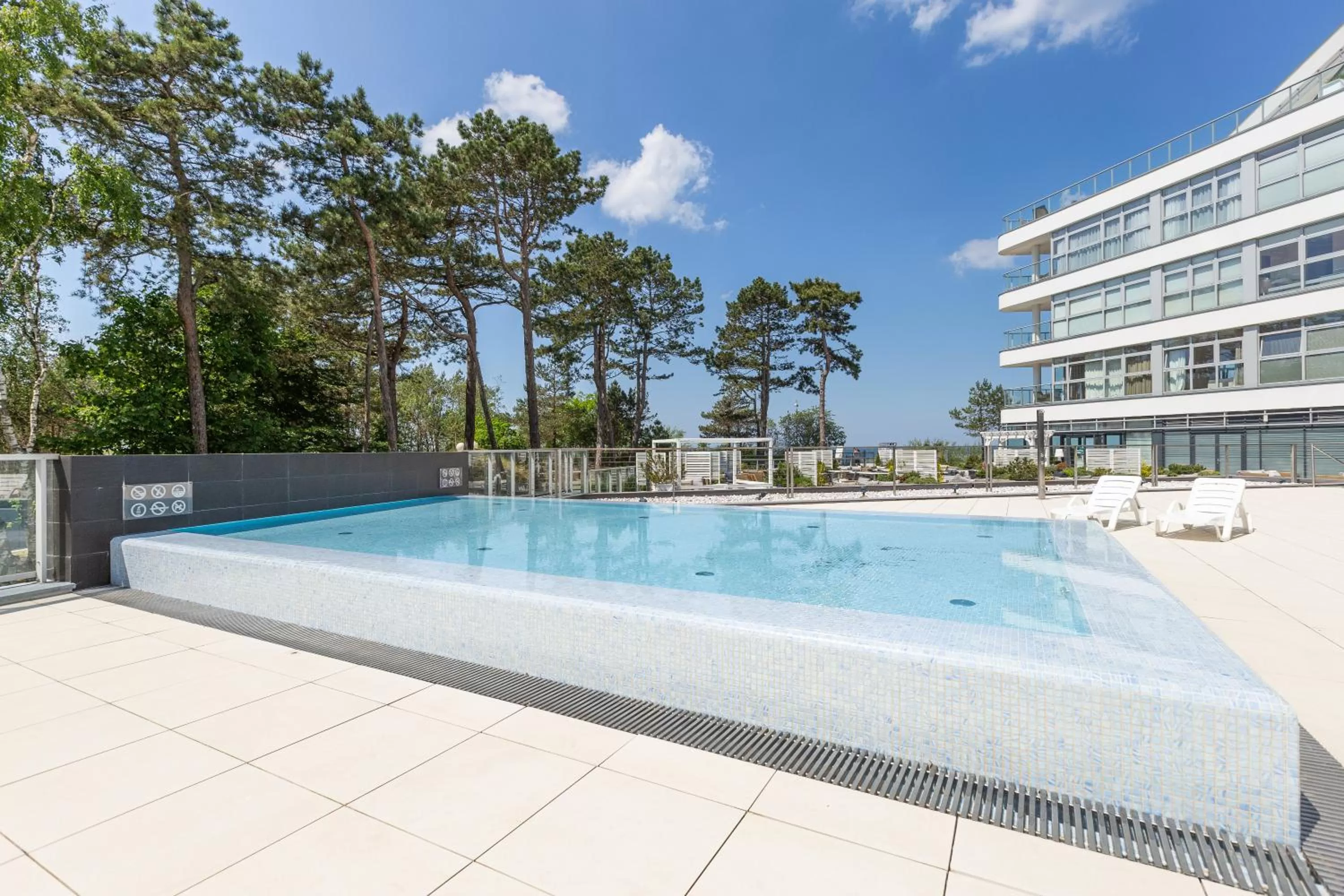 Property building, Swimming Pool in Dune Resort Mielno - A