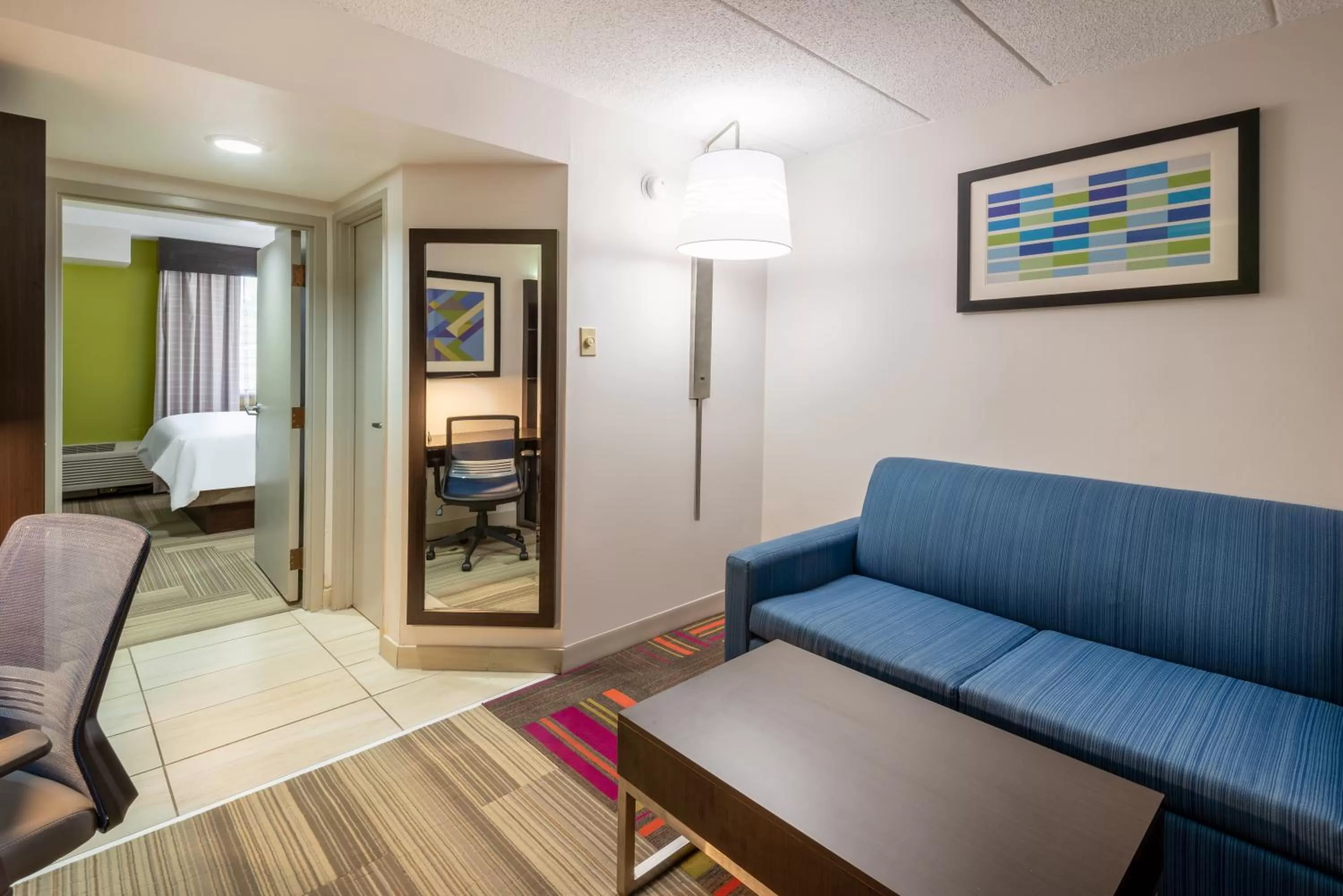 Bed in Holiday Inn Express Philadelphia NE-Bensalem by IHG