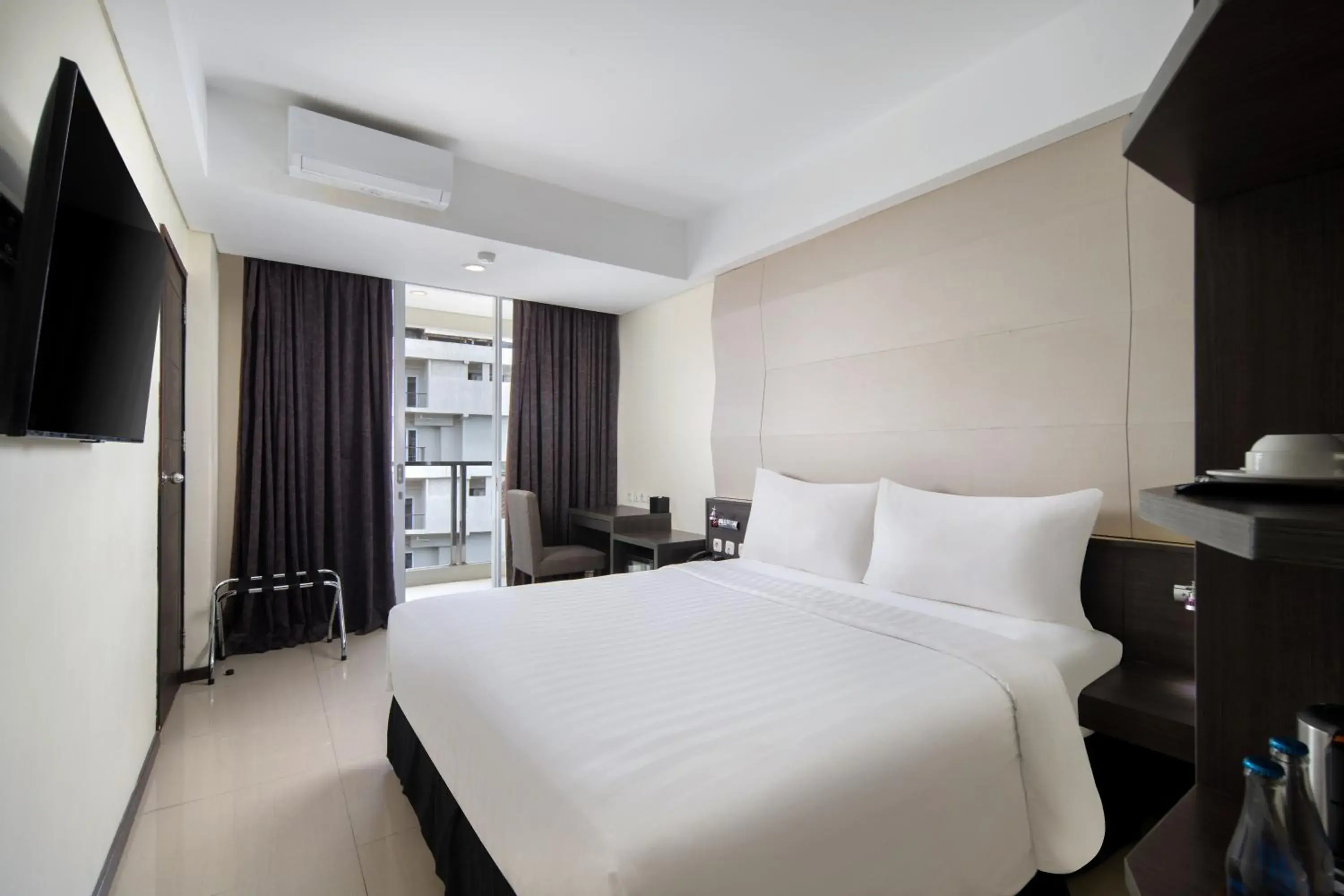 King Room with Balcony in Fashion Hotel Legian King Room with Balcony in Fashion Hotel Legian