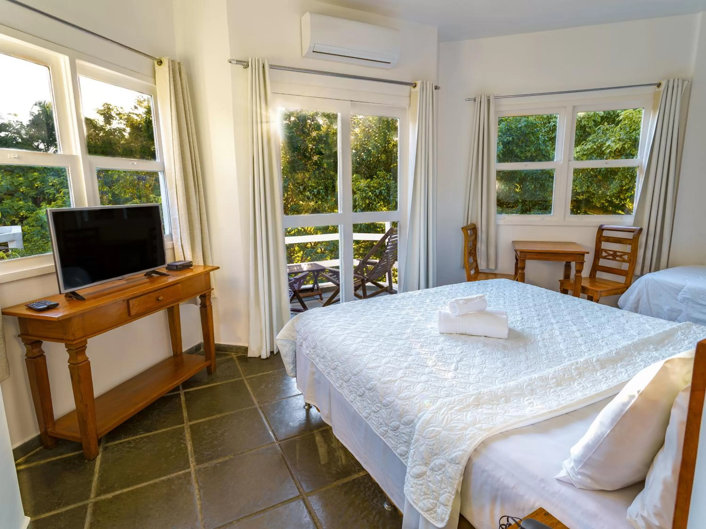 Bed in Apa Pau Brasil