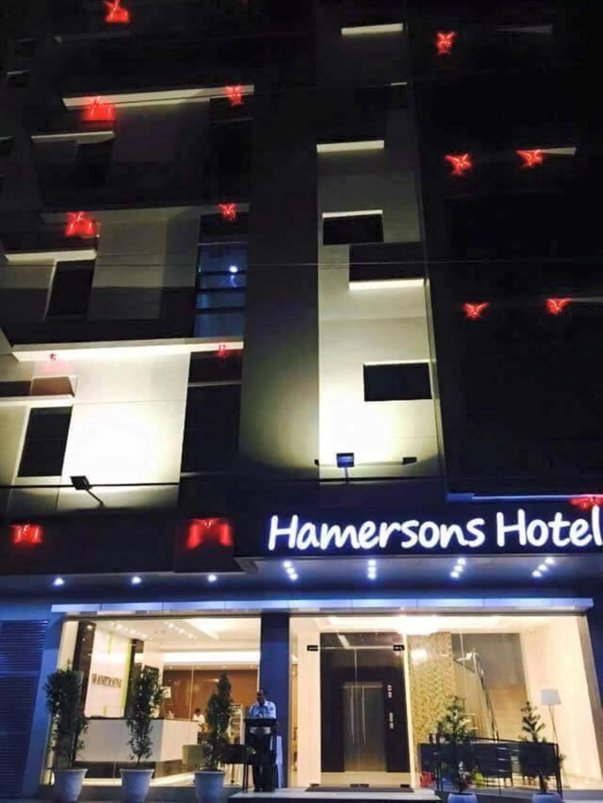 Facade/entrance in Hamersons Hotel Cebu