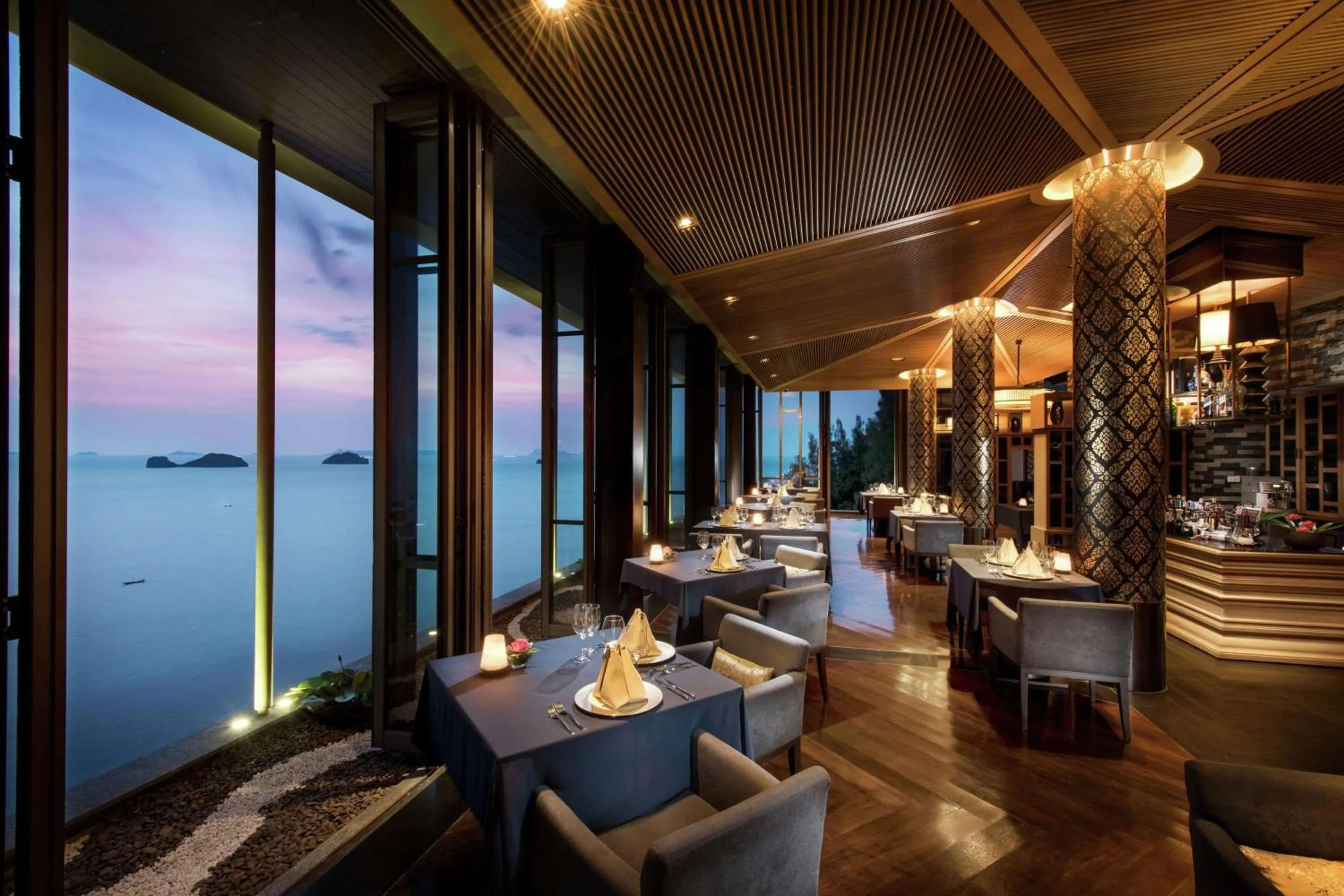 Restaurant/places to eat in Conrad Koh Samui