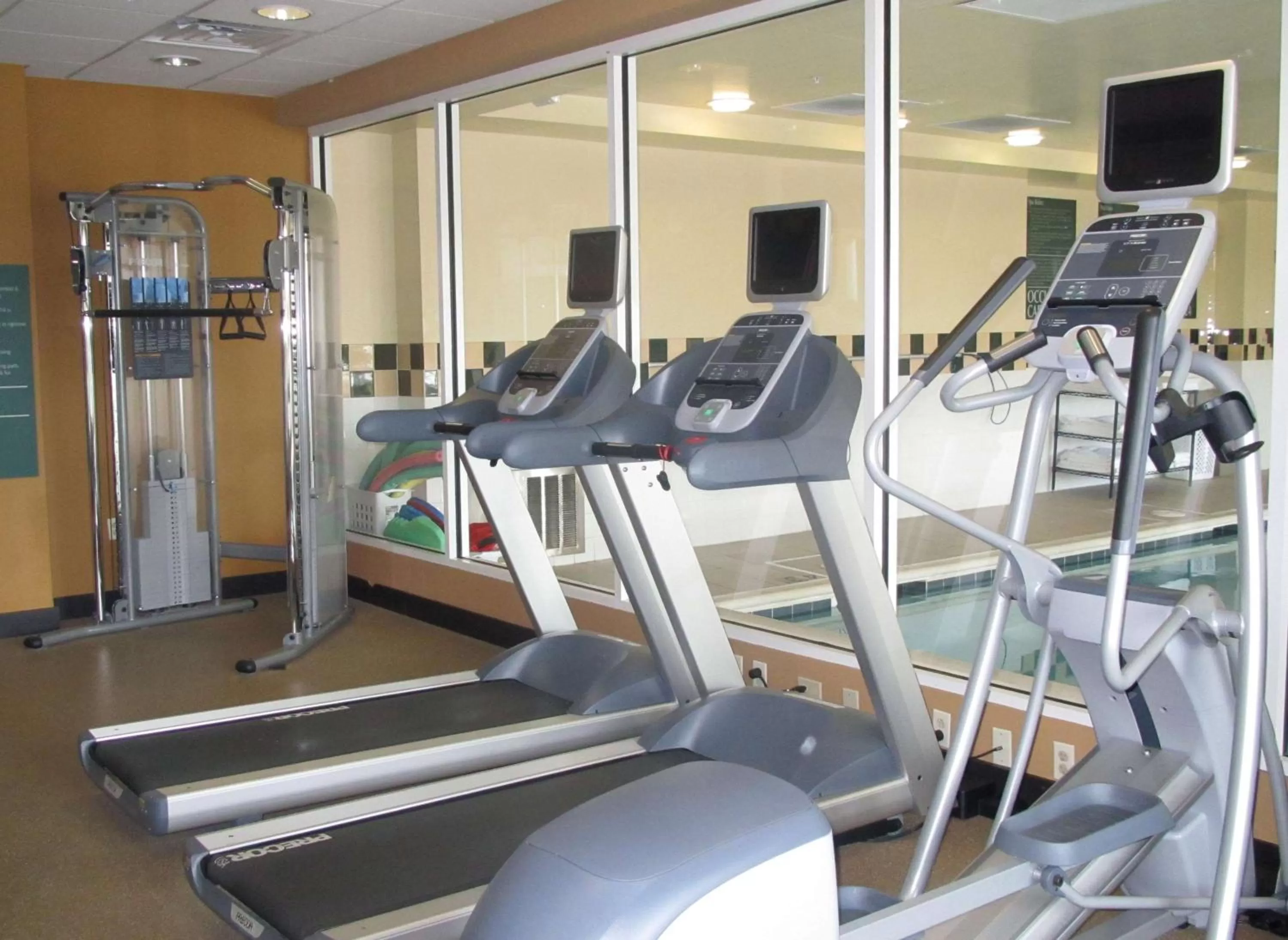 Fitness centre/facilities in Hilton Garden Inn Addison