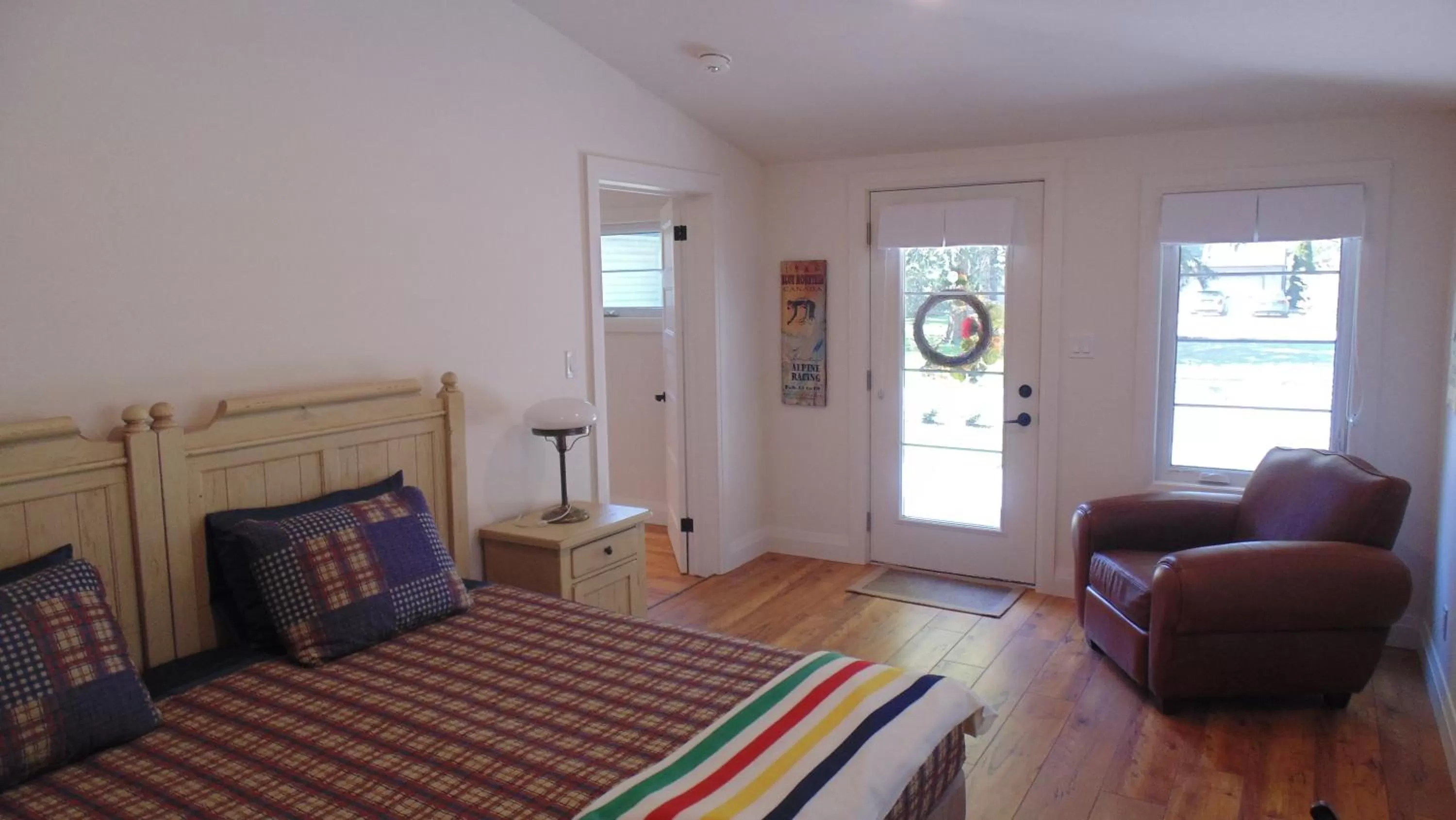 Bed in Carriage House On Kent