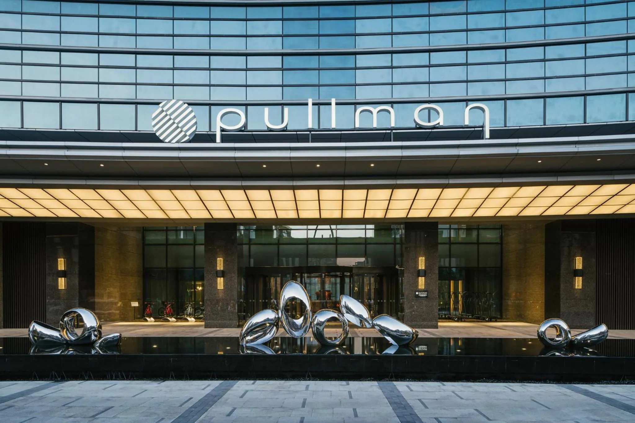 Facade/entrance in Pullman Shanghai Qingpu Excellence