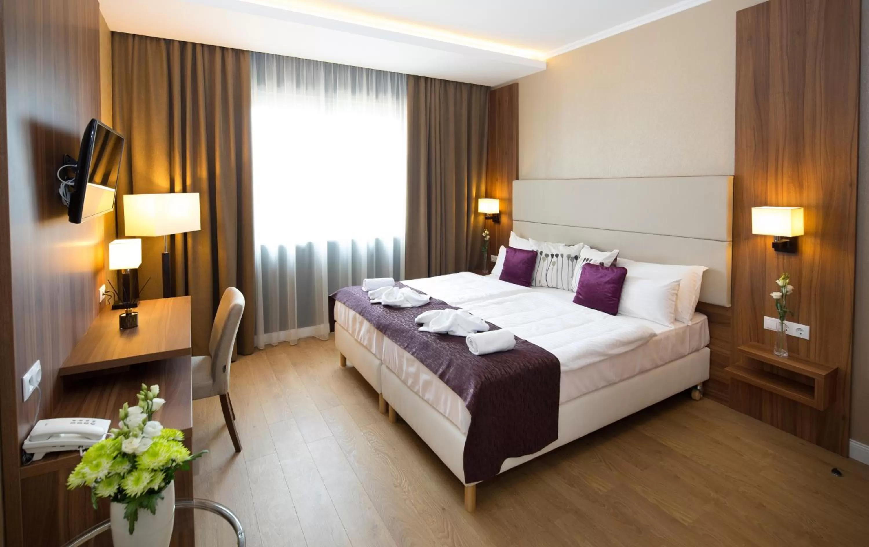 Photo of the whole room, Bed in Outlet Hotel Polgár