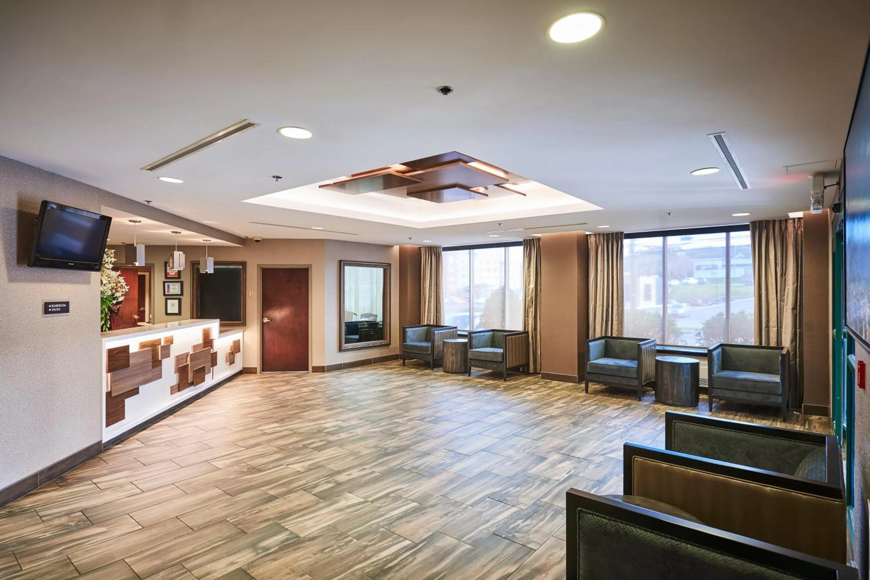 Facade/entrance in Capital Hotel