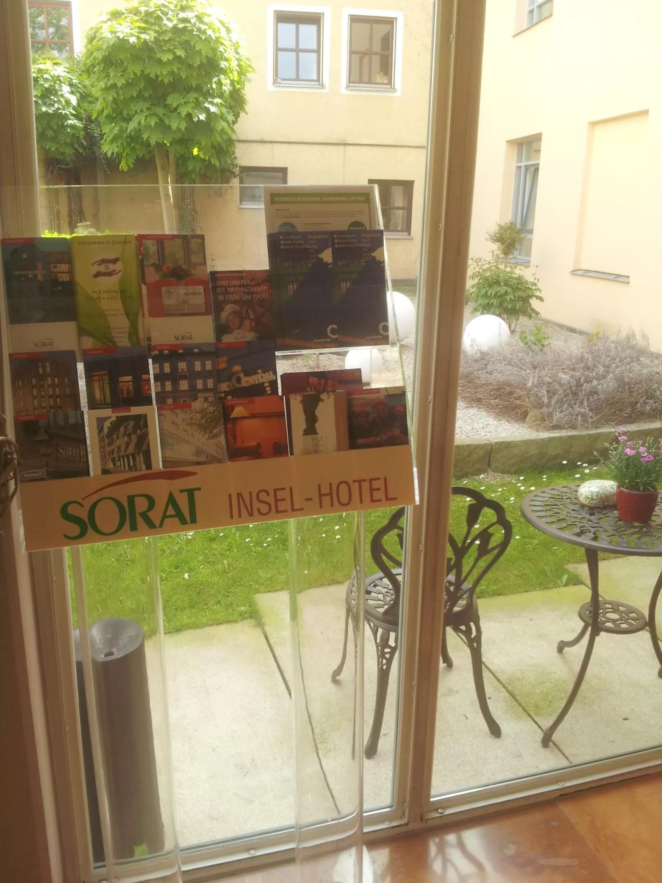 Patio in SORAT Insel-Hotel Regensburg