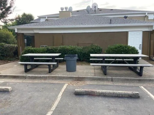 HomeTowne Studios by Red Roof - Atlanta NE - Peachtree Corners