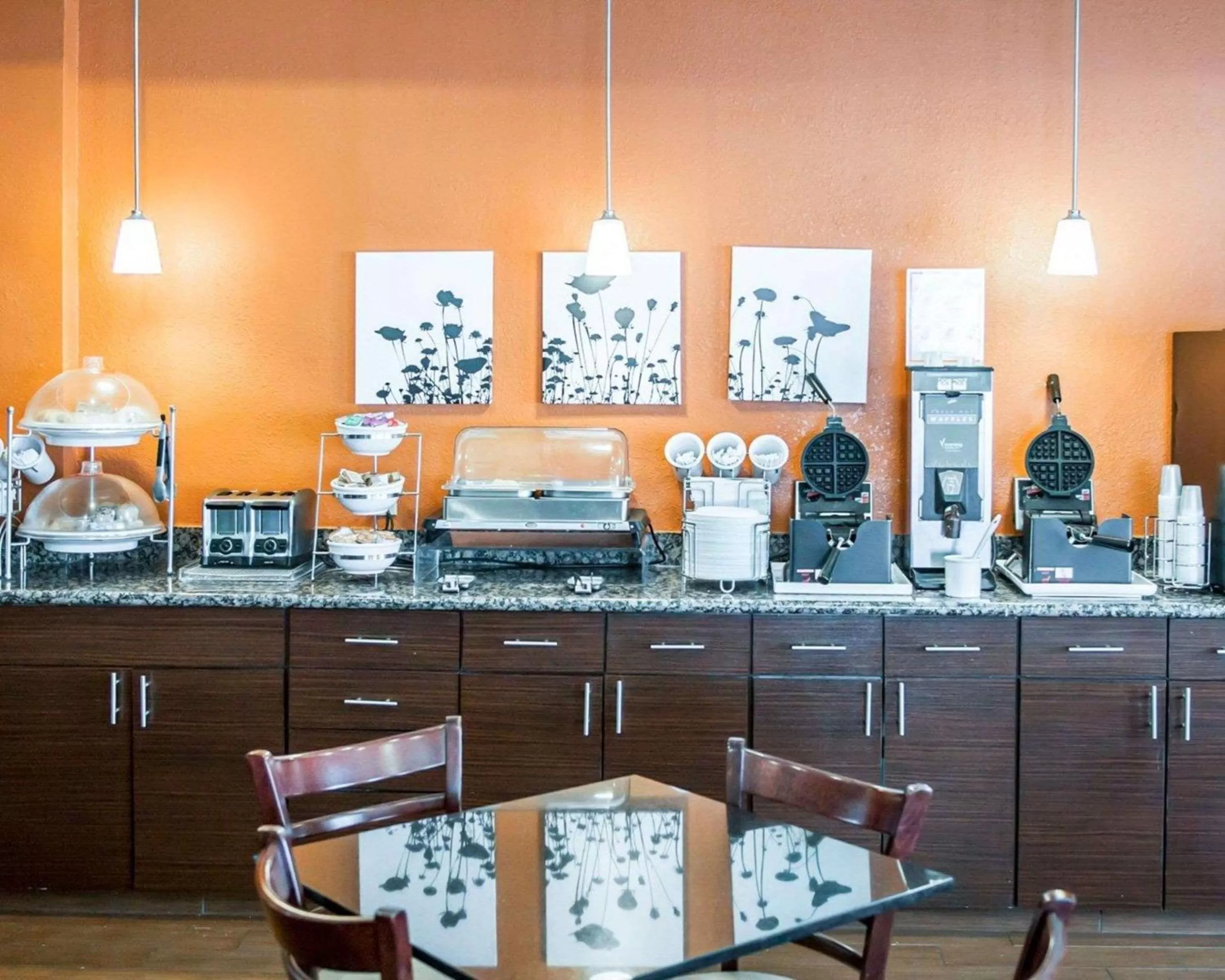 Restaurant/places to eat in Sleep Inn O'Fallon near I-64