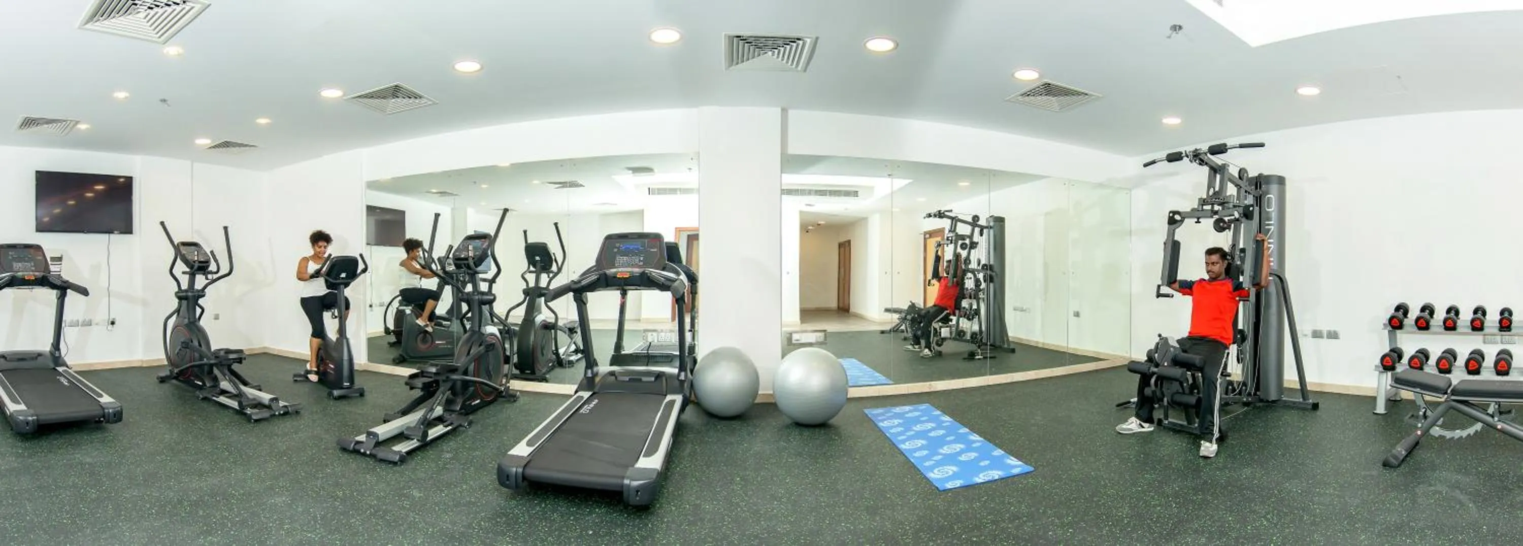 Fitness centre/facilities in Muscat Gate Hotel