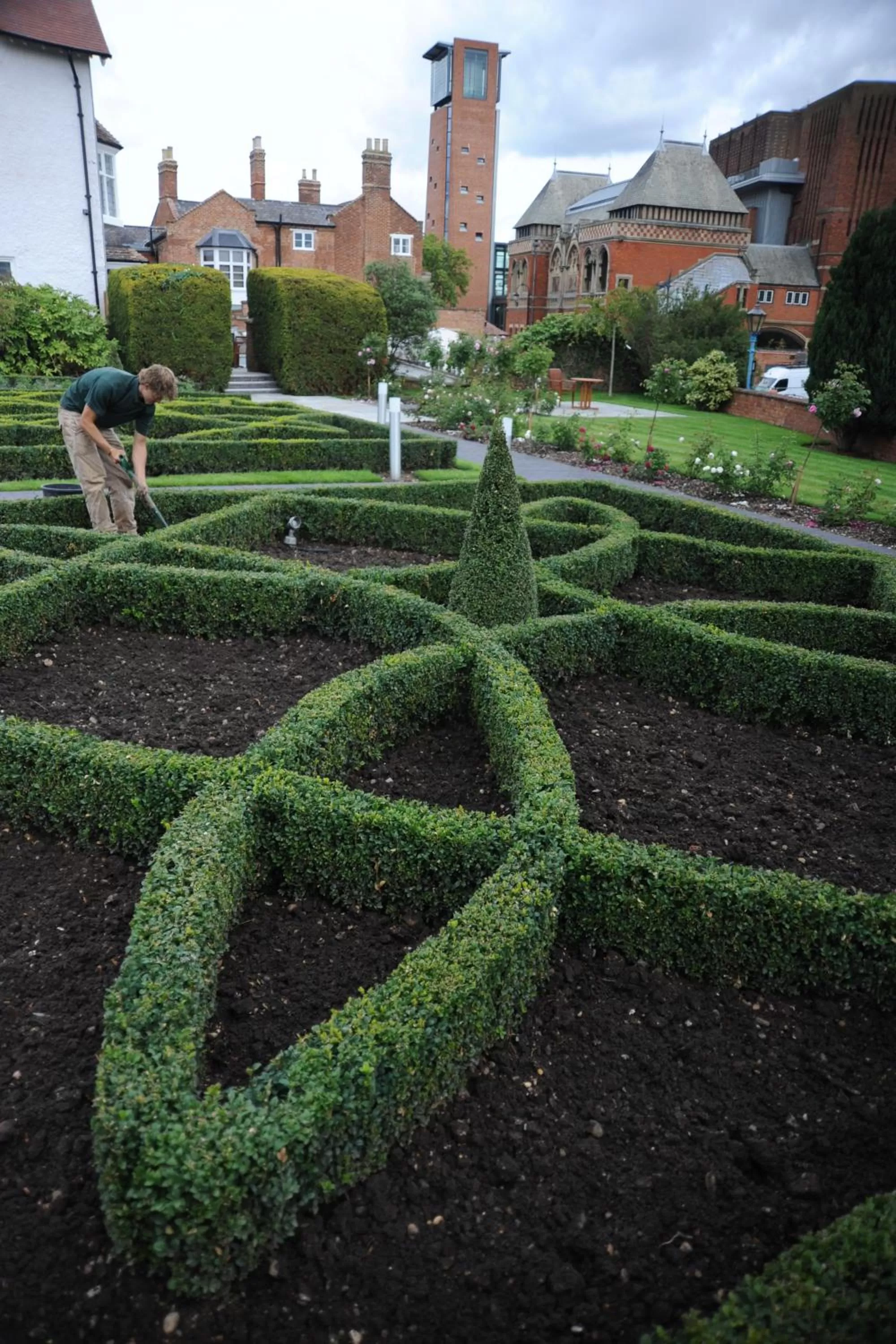 Garden in The Arden Hotel Stratford - Eden Hotel Collection