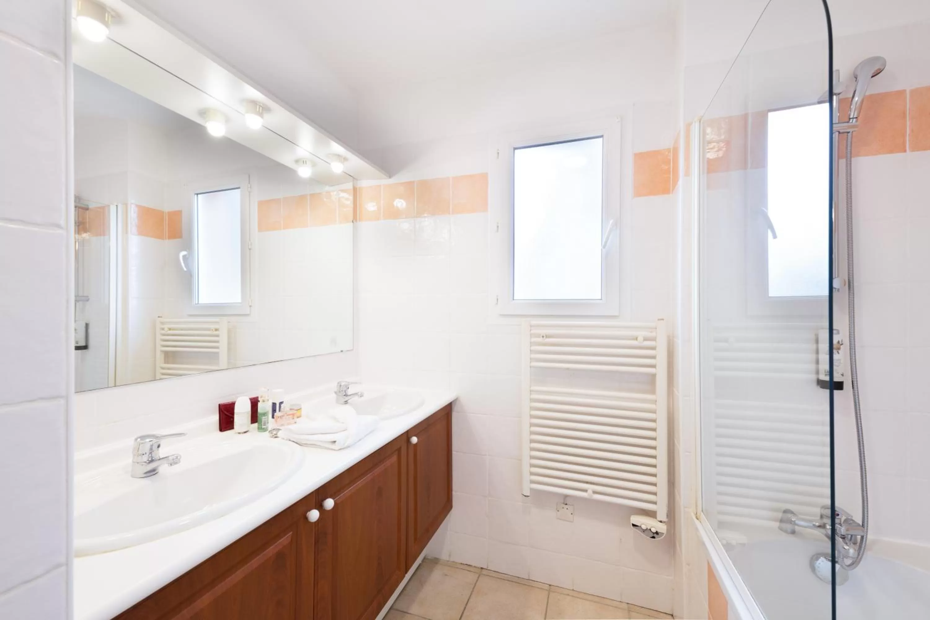 Bathroom in Garden & City Les Bastides de Grimaud