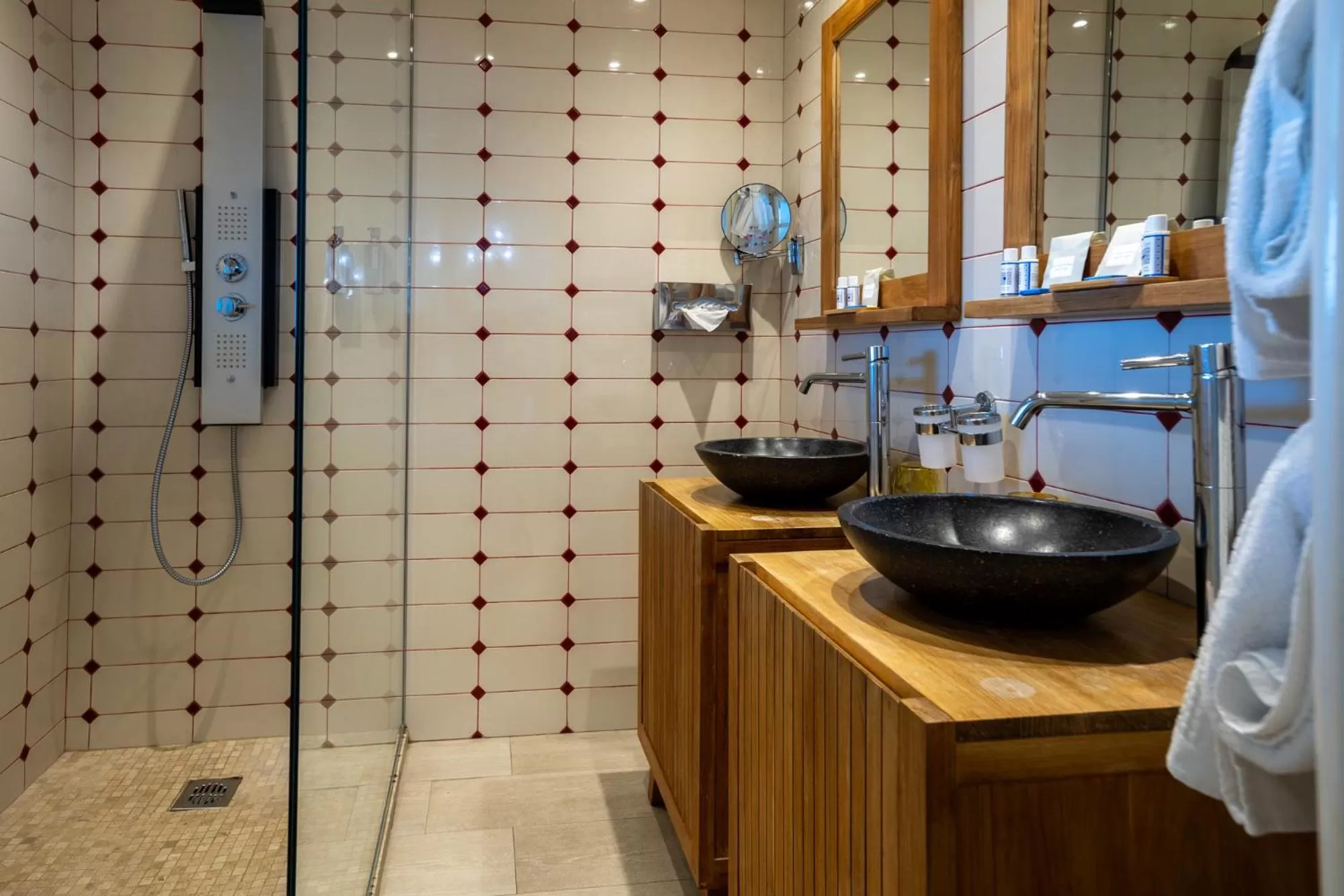 Bathroom in Le Petit Palais D'Aglae