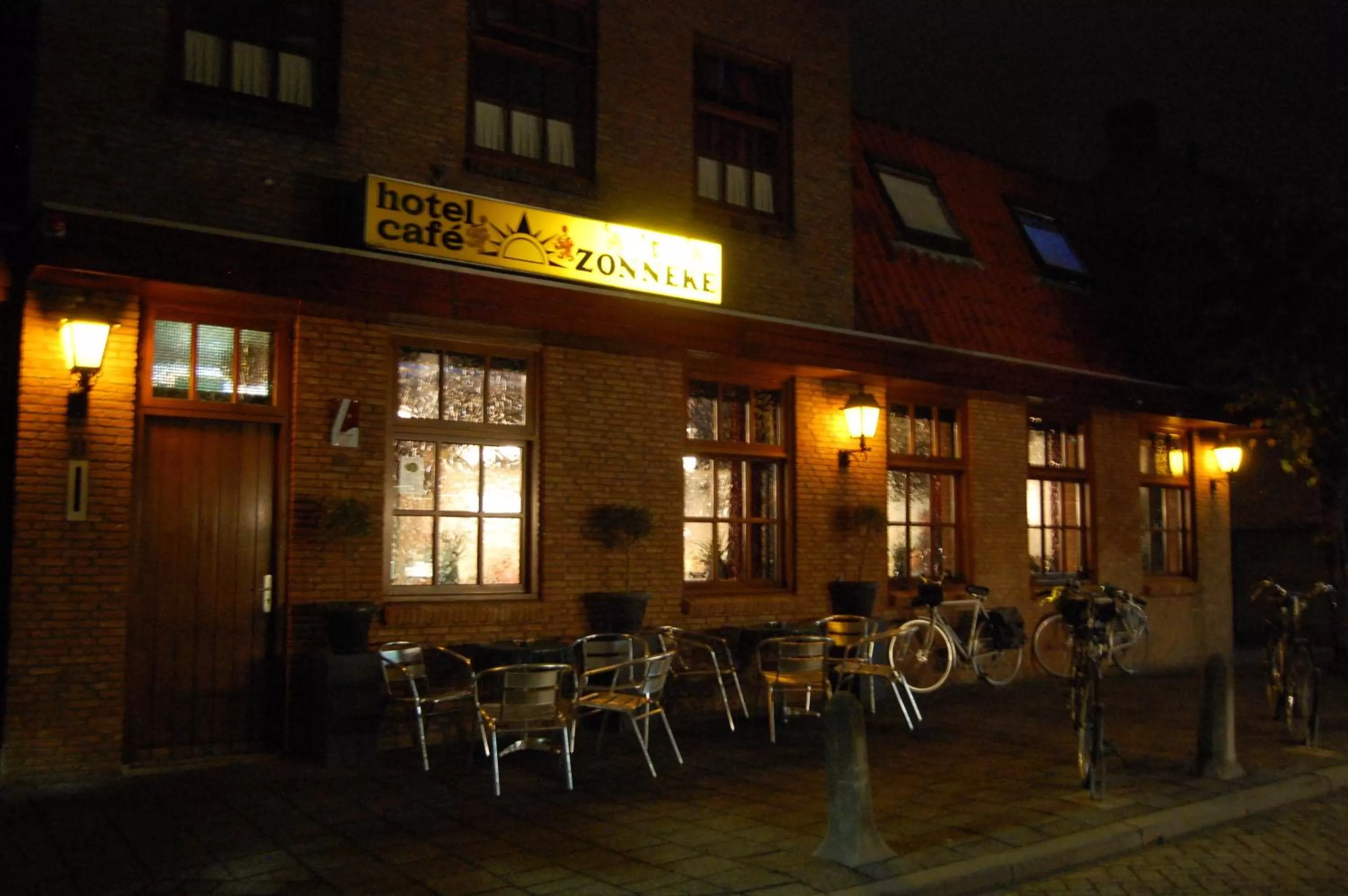 Patio in Hotel Cafe 't Zonneke