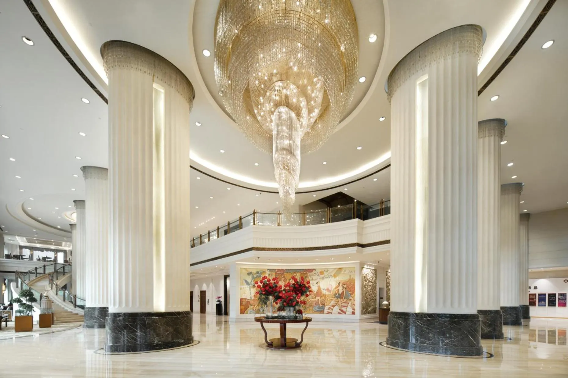 Lobby or reception in Crowne Plaza Nanchang Riverside, an IHG Hotel
