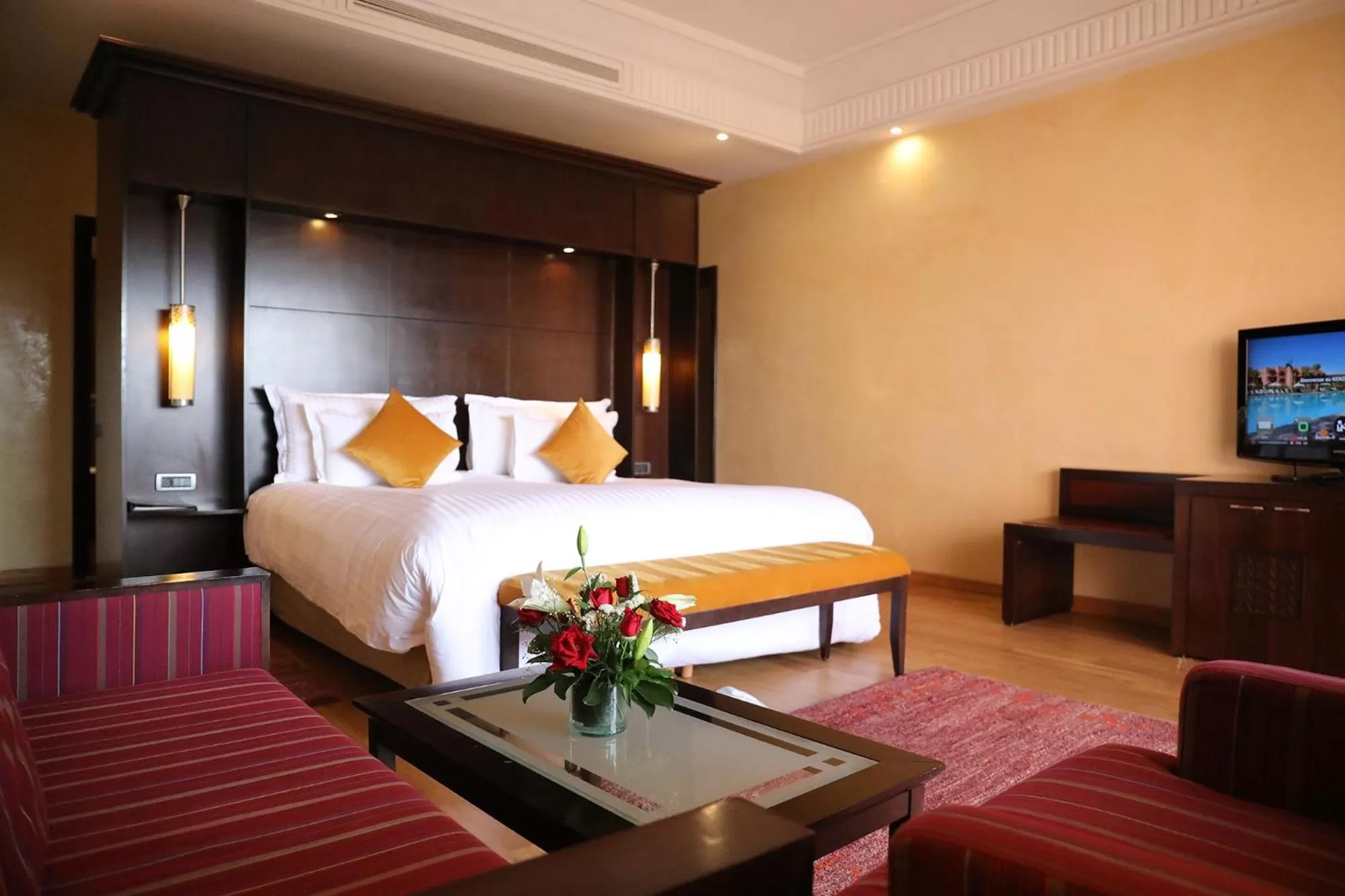 Garden view, Bed in Kenzi Menara Palace & Resort