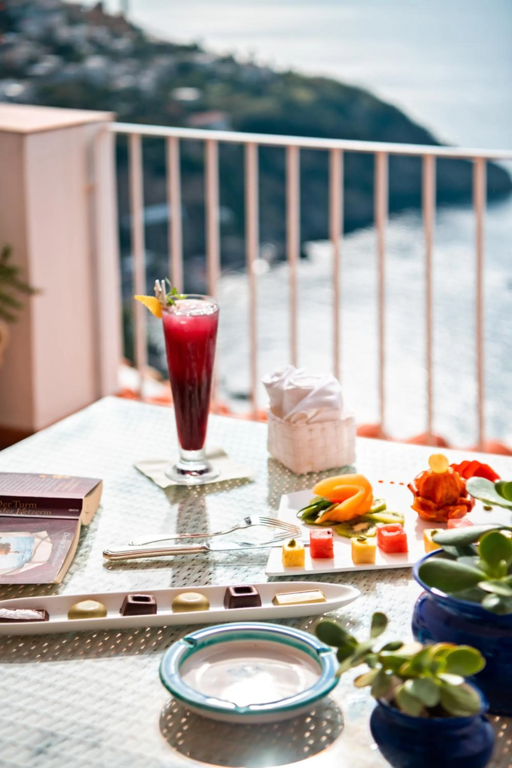Patio in Grand Hotel Tritone