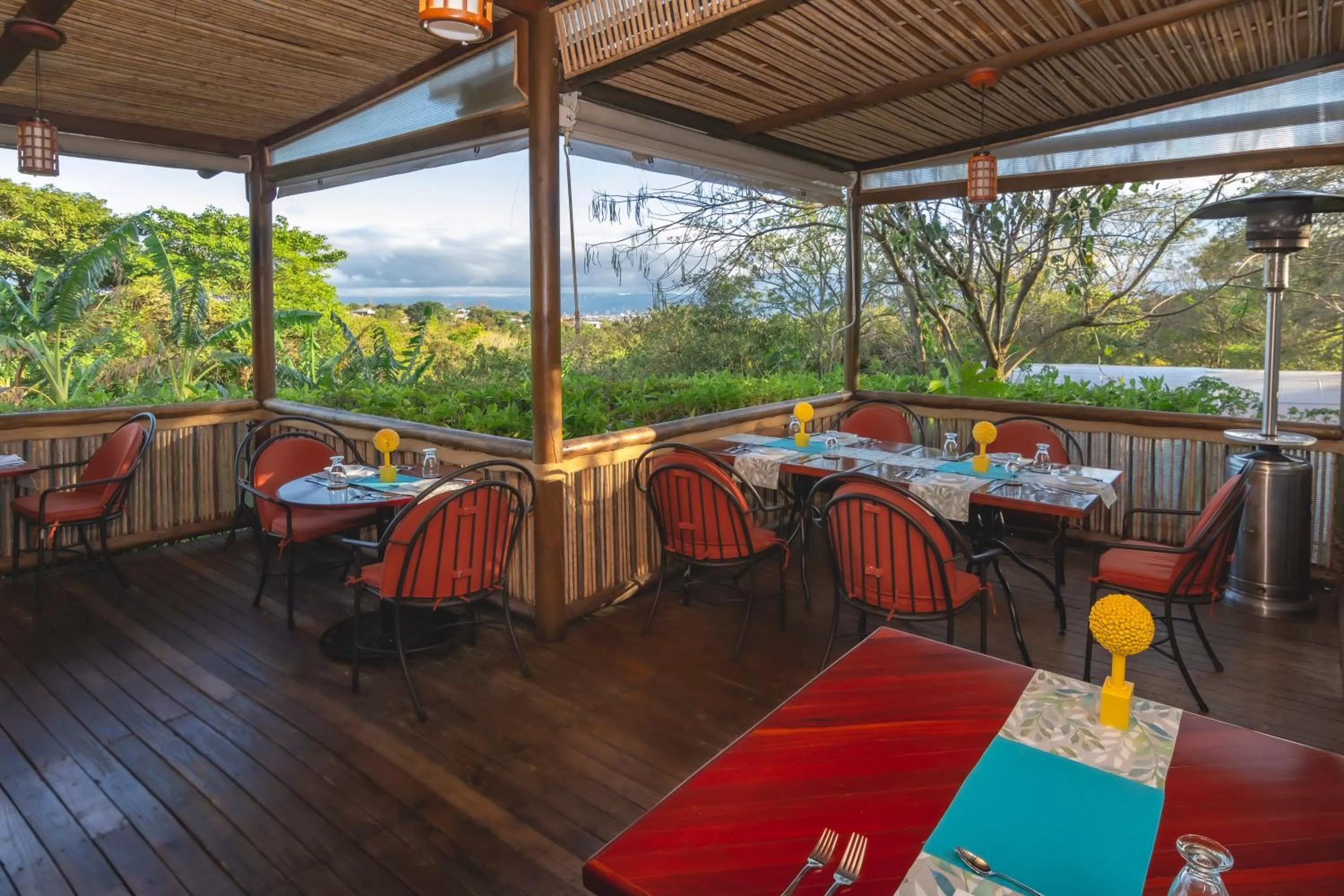 Restaurant/places to eat in Finca Rosa Blanca Coffee Farm and Inn