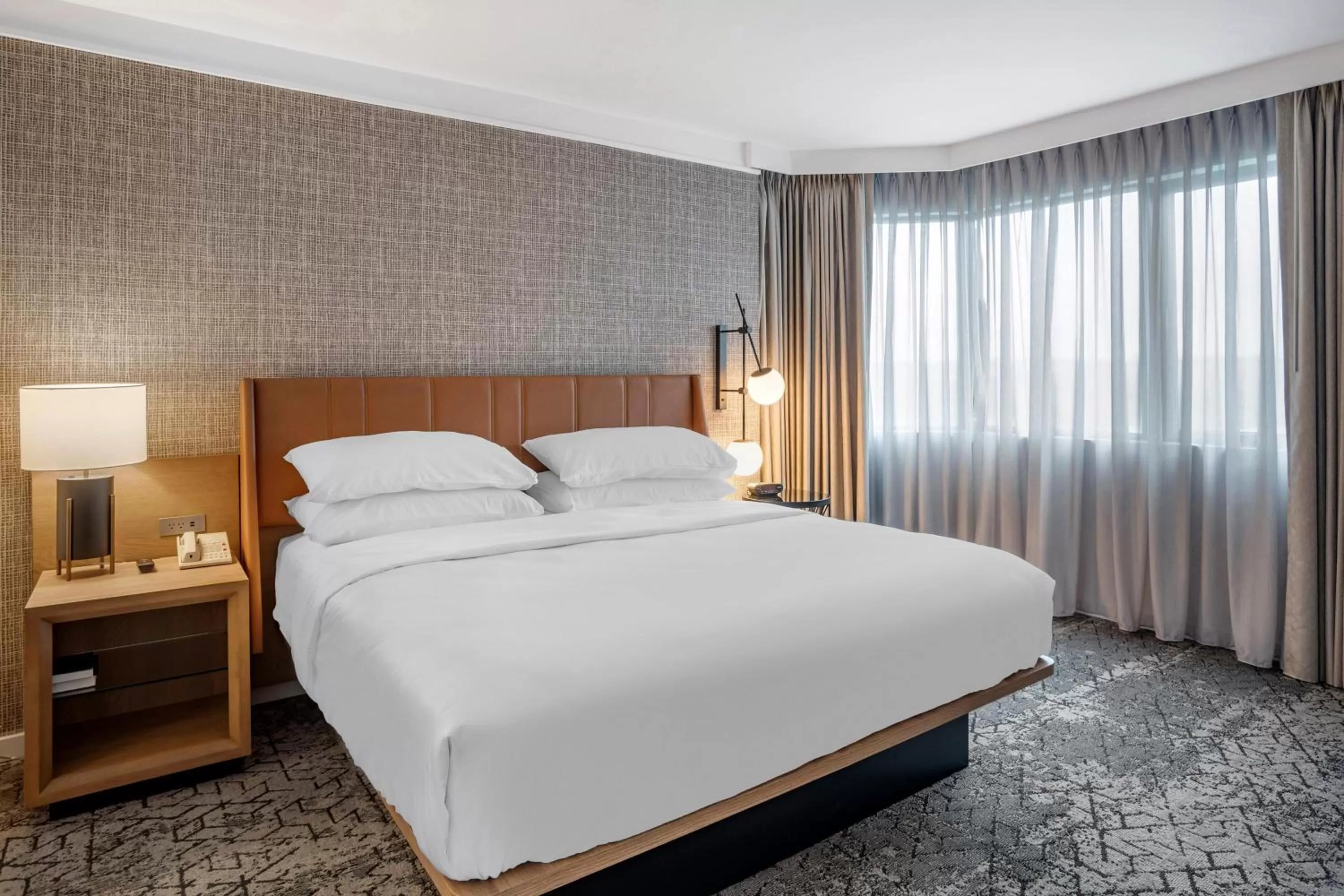 Bedroom, Bed in Sheraton Suites Wilmington Downtown