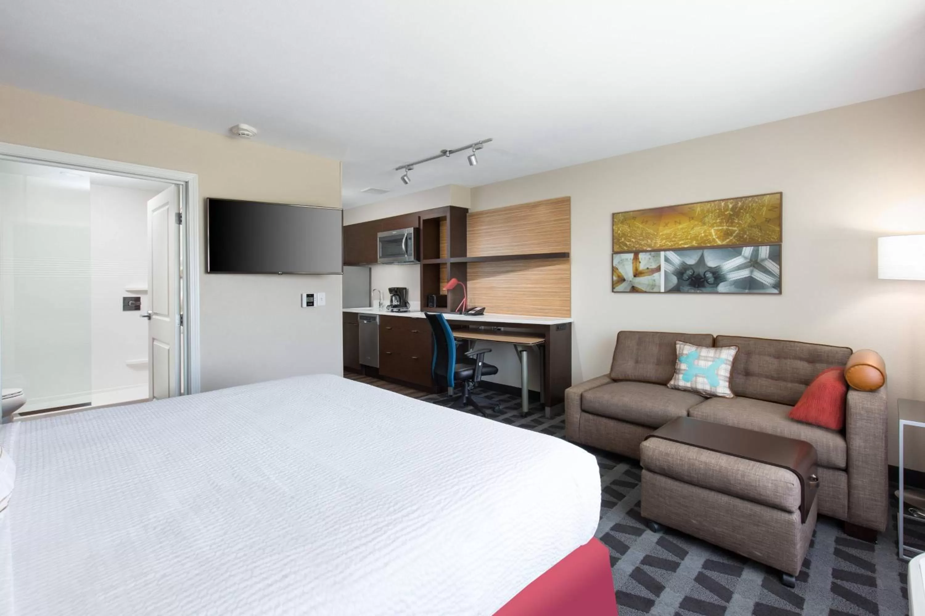 Photo of the whole room, Bed in TownePlace Suites By Marriott Las Vegas Stadium District