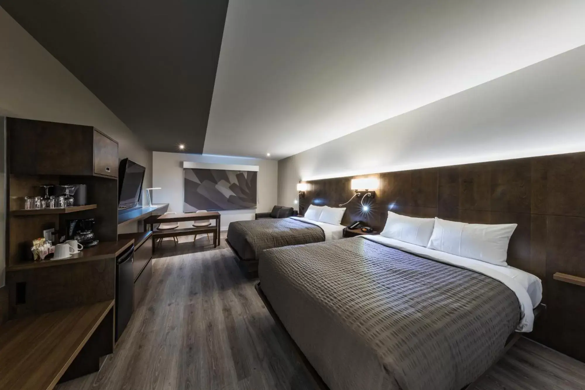 Deluxe Triple Room in Hôtel & Suites Normandin Lévis Deluxe Triple Room in Hôtel & Suites Normandin Lévis