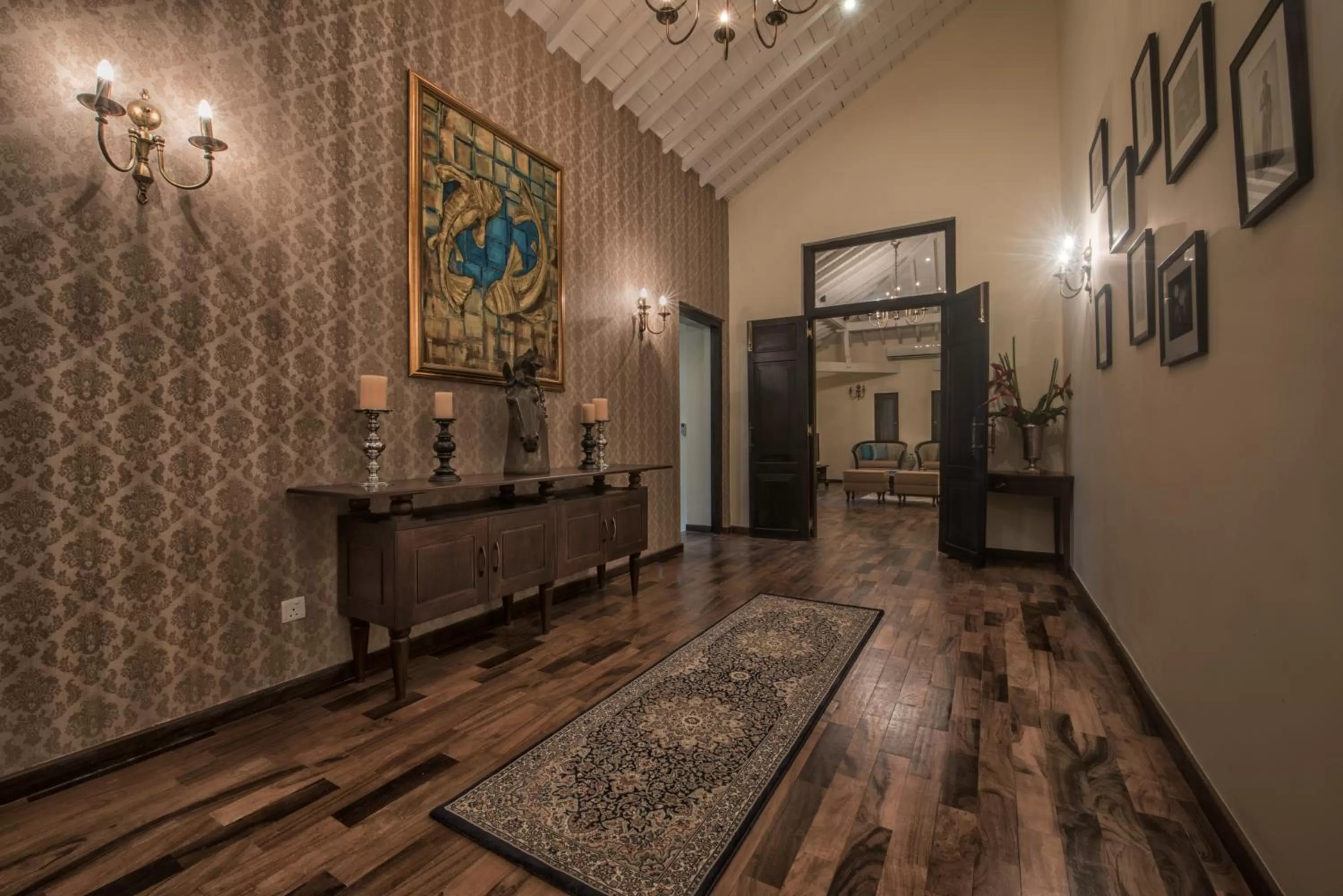 Facade/entrance in Uga Residence