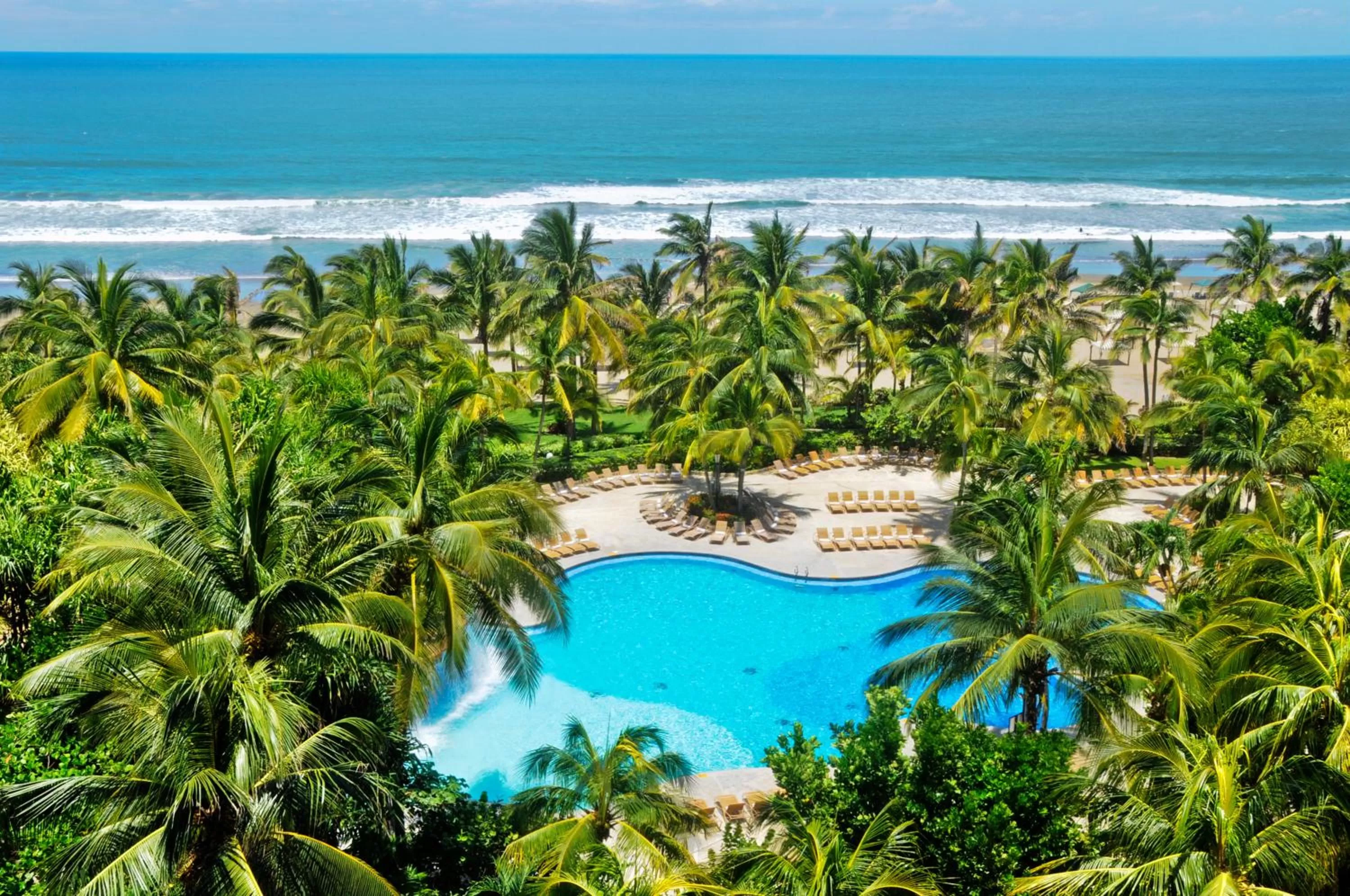 Pool view in Princess Mundo Imperial Riviera Diamante Acapulco