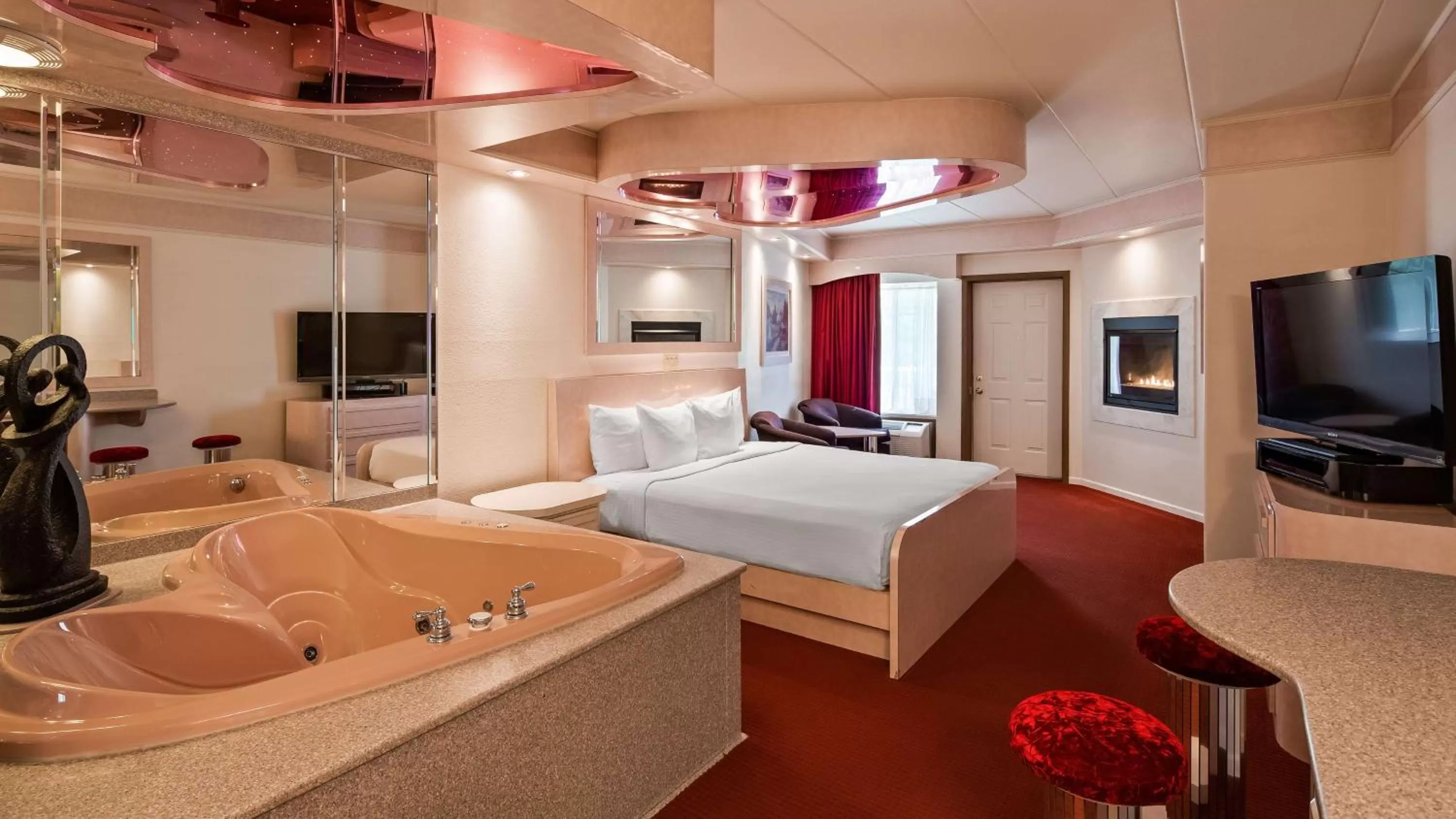 Special Offer - Deluxe King Suite with Spa Bath in Best Western Galena Inn & Suites