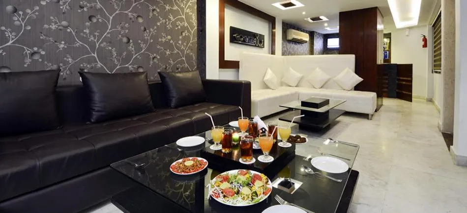 Living room in Hotel Pushp Villa Agra Taj East Gate