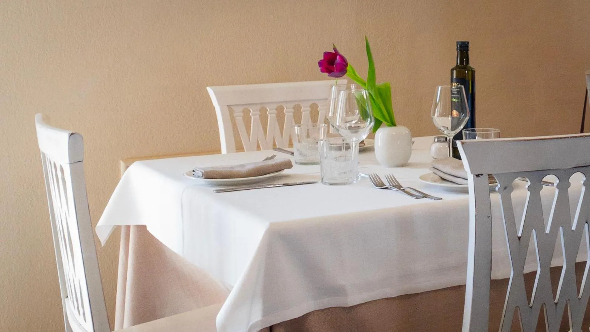 Restaurant/places to eat in Hotel Donatella