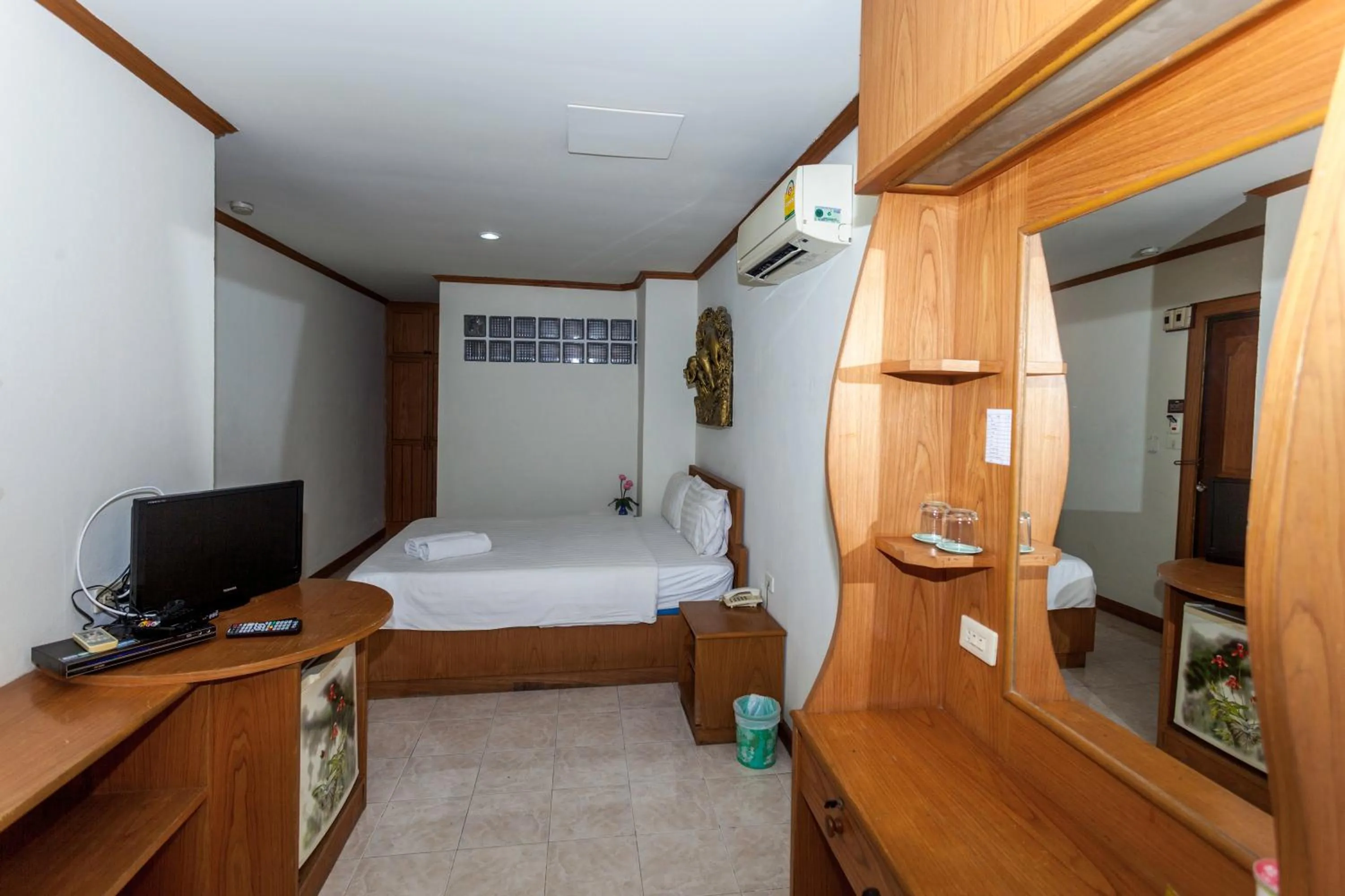 Bedroom, Bed in Andaman Sea Patong