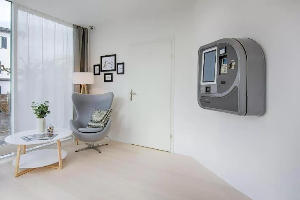 Lobby or reception, TV/Entertainment Center in Motel by Maier Götzis- kontaktloser Check-in