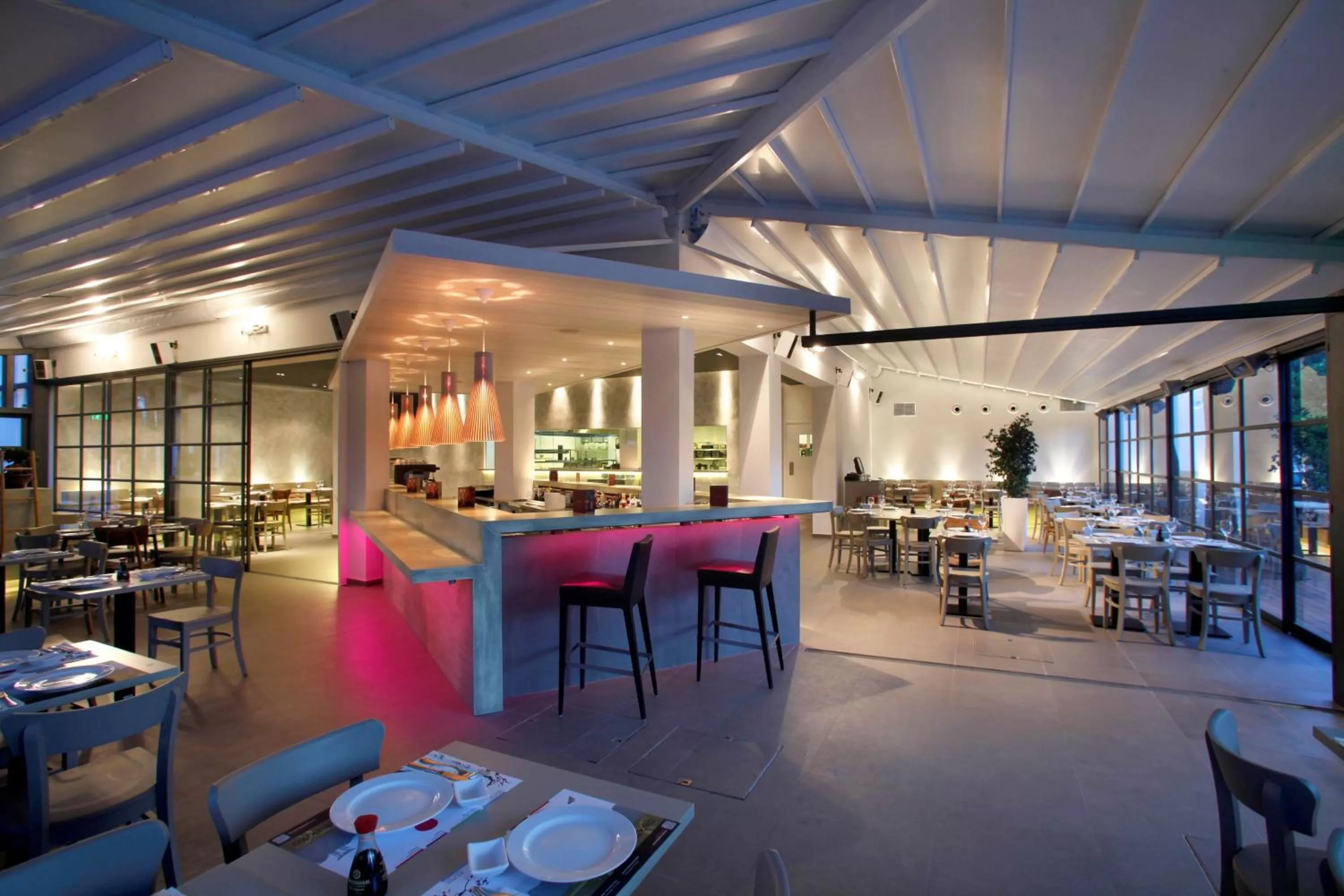 Restaurant/places to eat in Hilton Nicosia